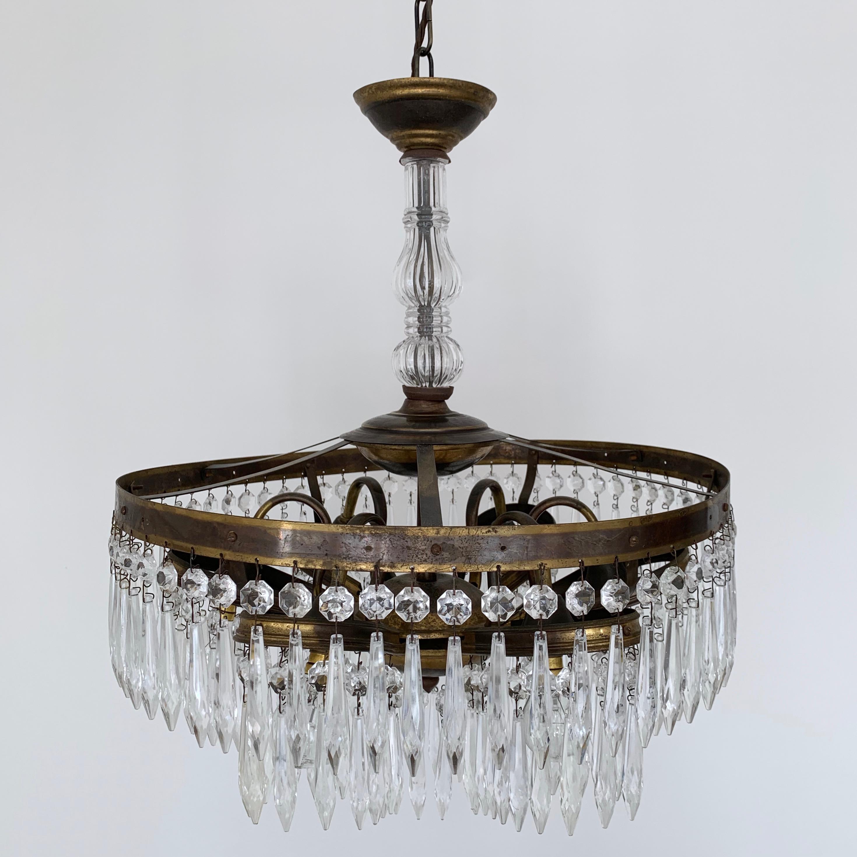 Italian Early 1900s Continental Waterfall Chandelier For Sale 4