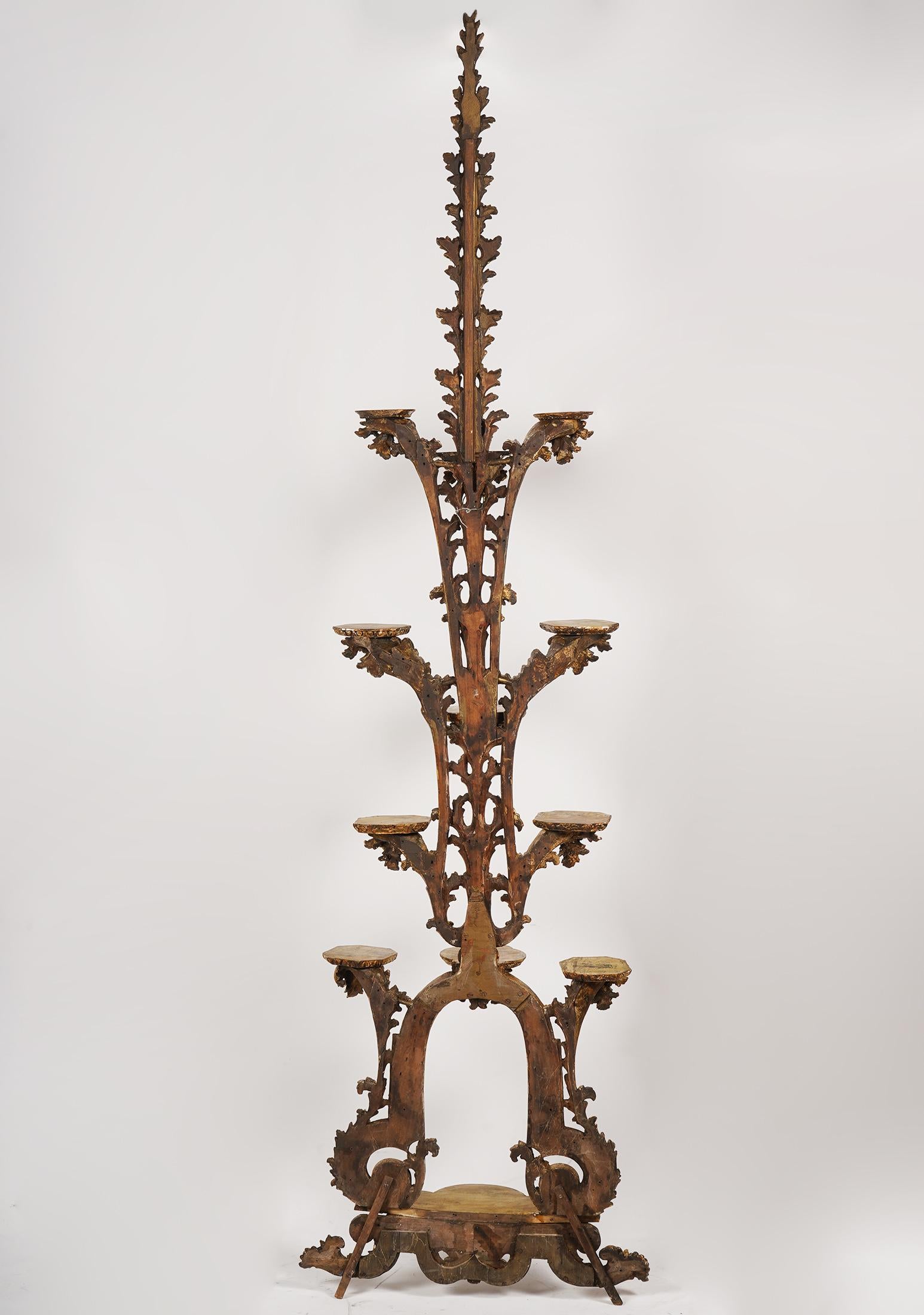 Italian Carved Giltwood Multi Display Towering Foliate Wall Shelf In Good Condition In Ft. Lauderdale, FL