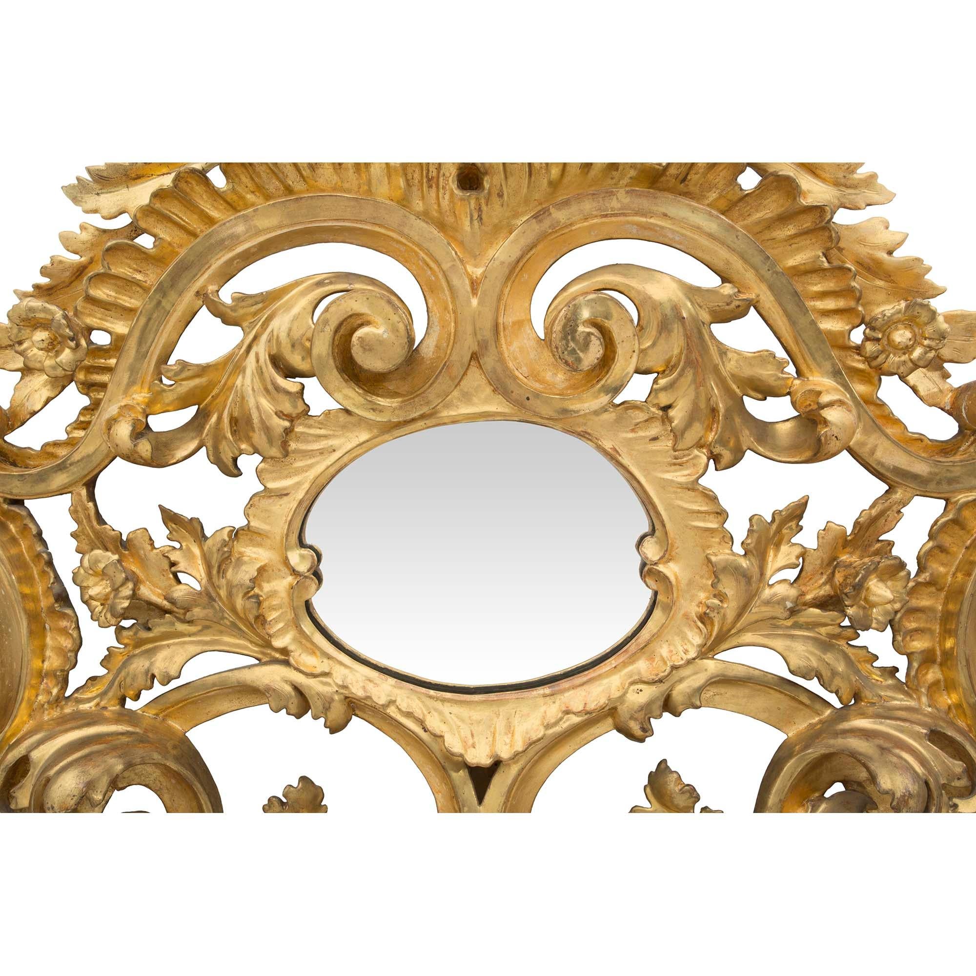 Italian Early 19th Century Baroque Giltwood Mirror For Sale 1
