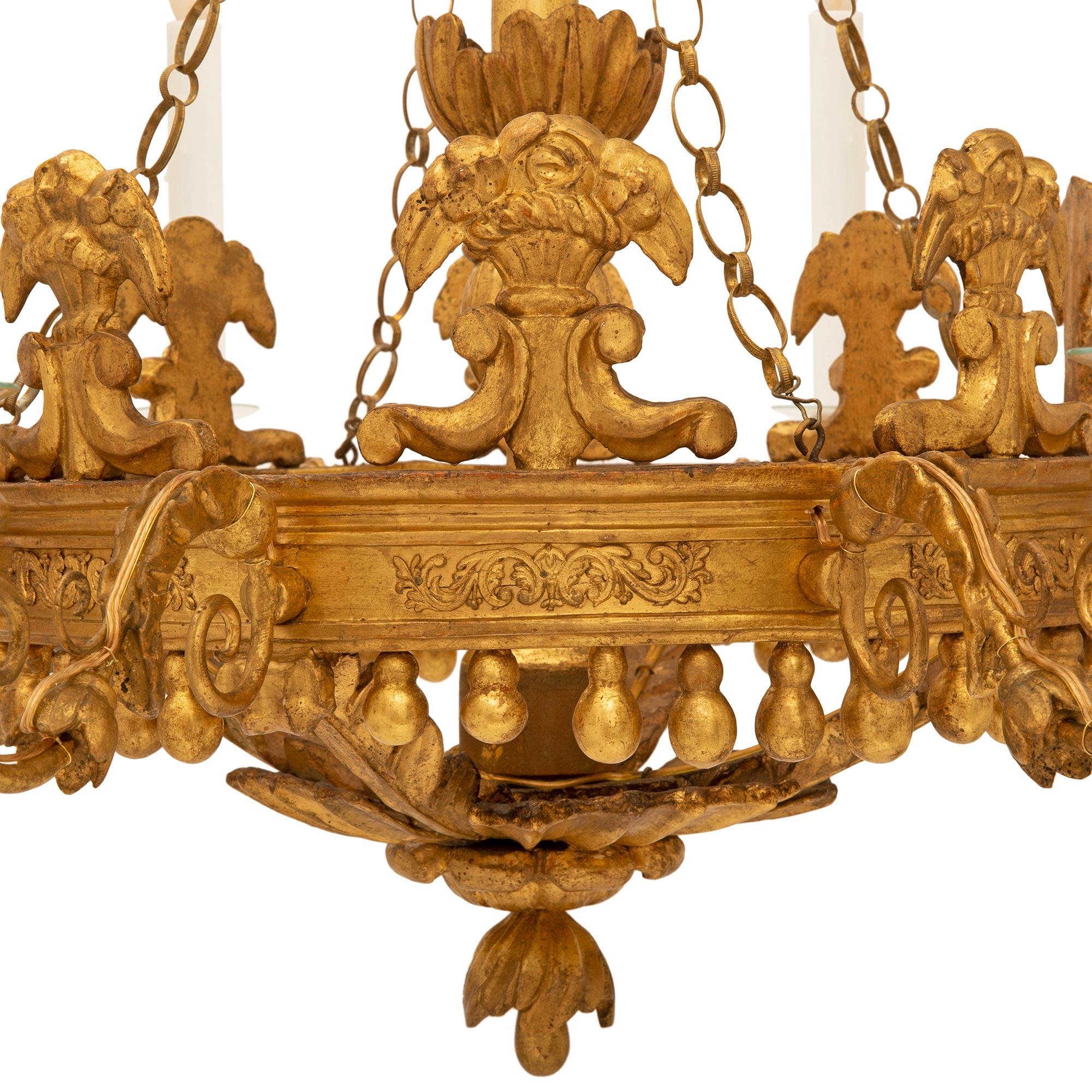 Italian Early 19th Century Baroque St. Giltwood and Gilt Metal Chandelier For Sale 3
