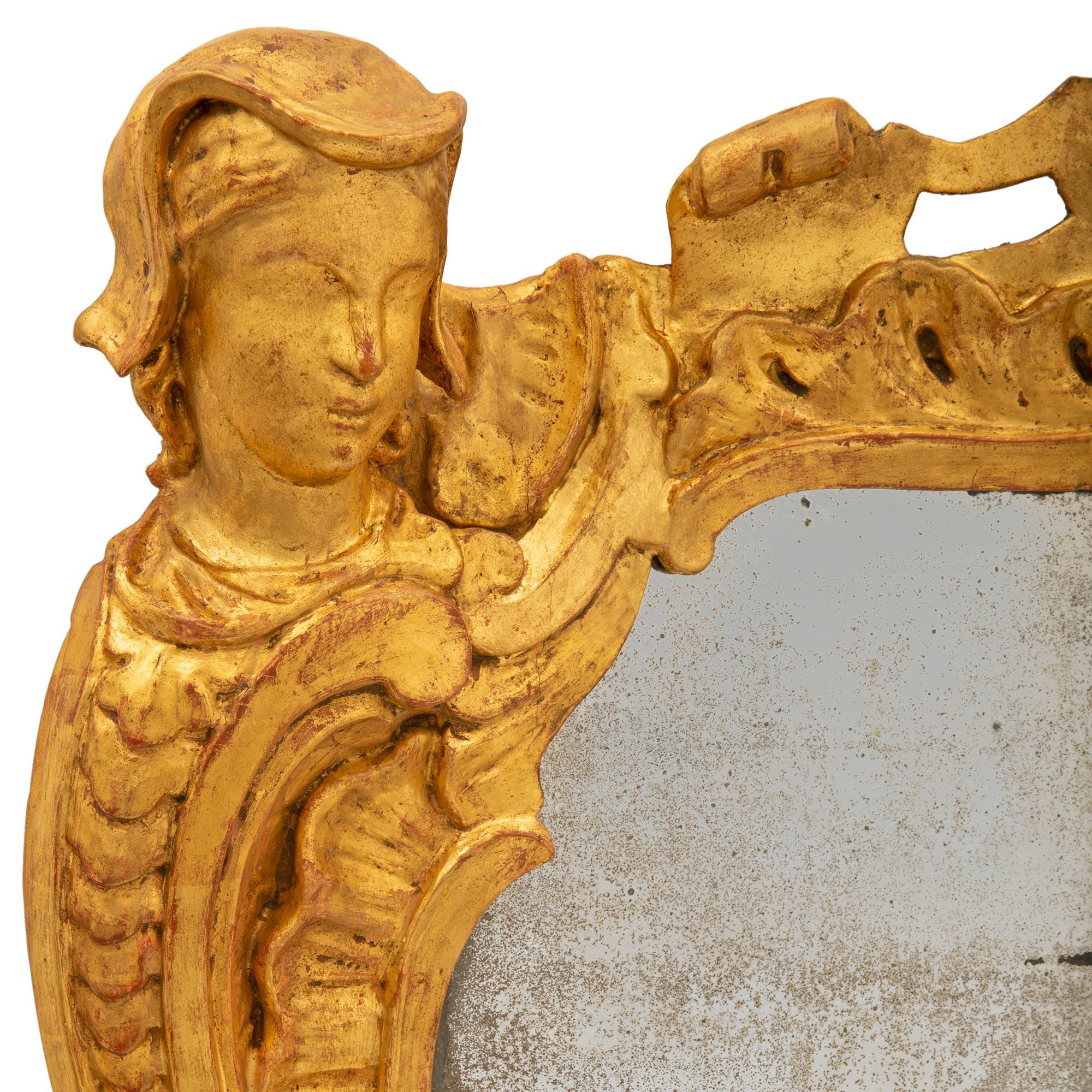 Italian Early 19th Century Baroque St. Giltwood Mirror In Good Condition For Sale In West Palm Beach, FL