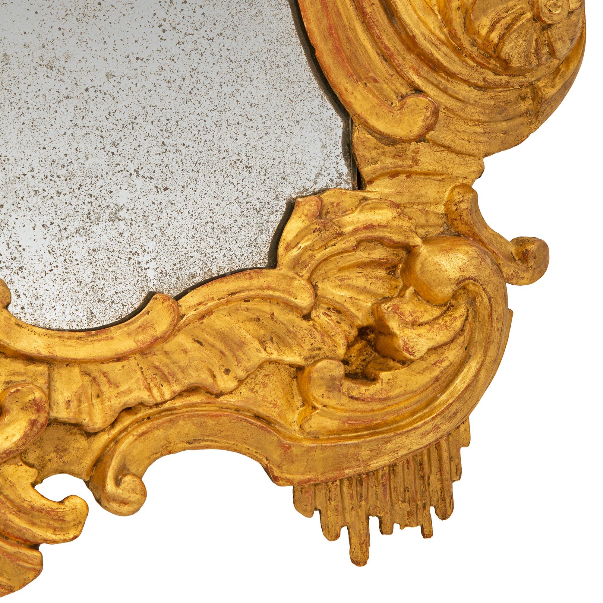 Italian Early 19th Century Baroque St. Giltwood Mirror For Sale 4