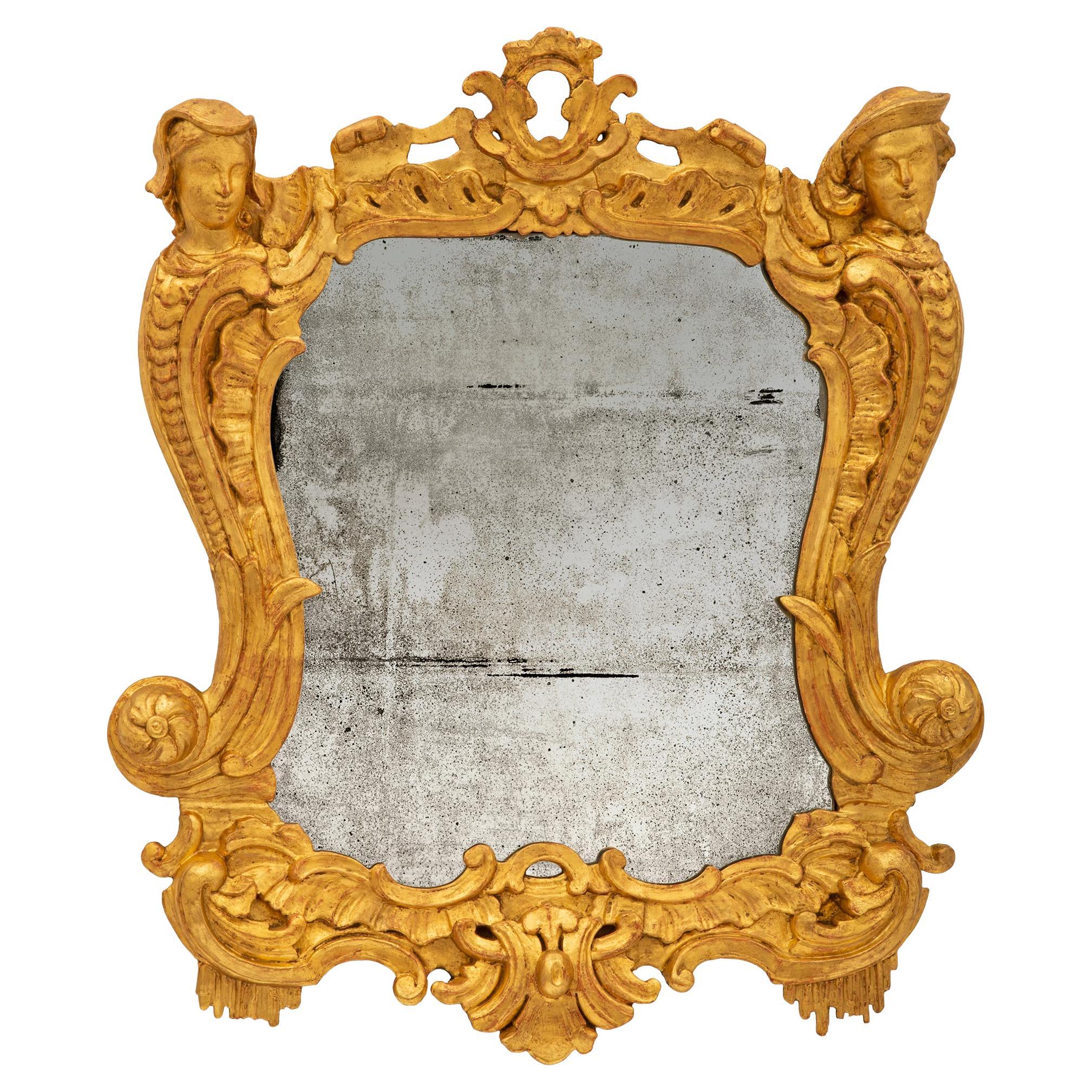 Miroir baroque italien du début du XIXe siècle en bois doré