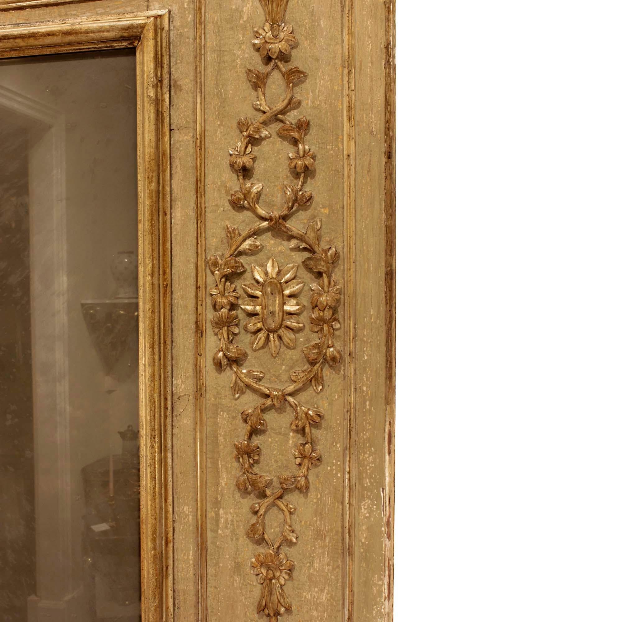 Italian Early 19th Century Baroque Style Specimen Cabinet, Florence, circa 1820 In Good Condition For Sale In West Palm Beach, FL