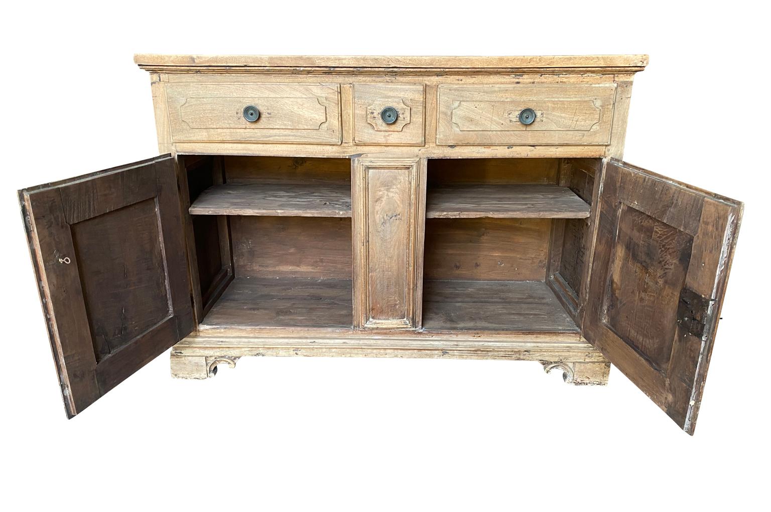 Italian Early 19th Century Credenza For Sale 1