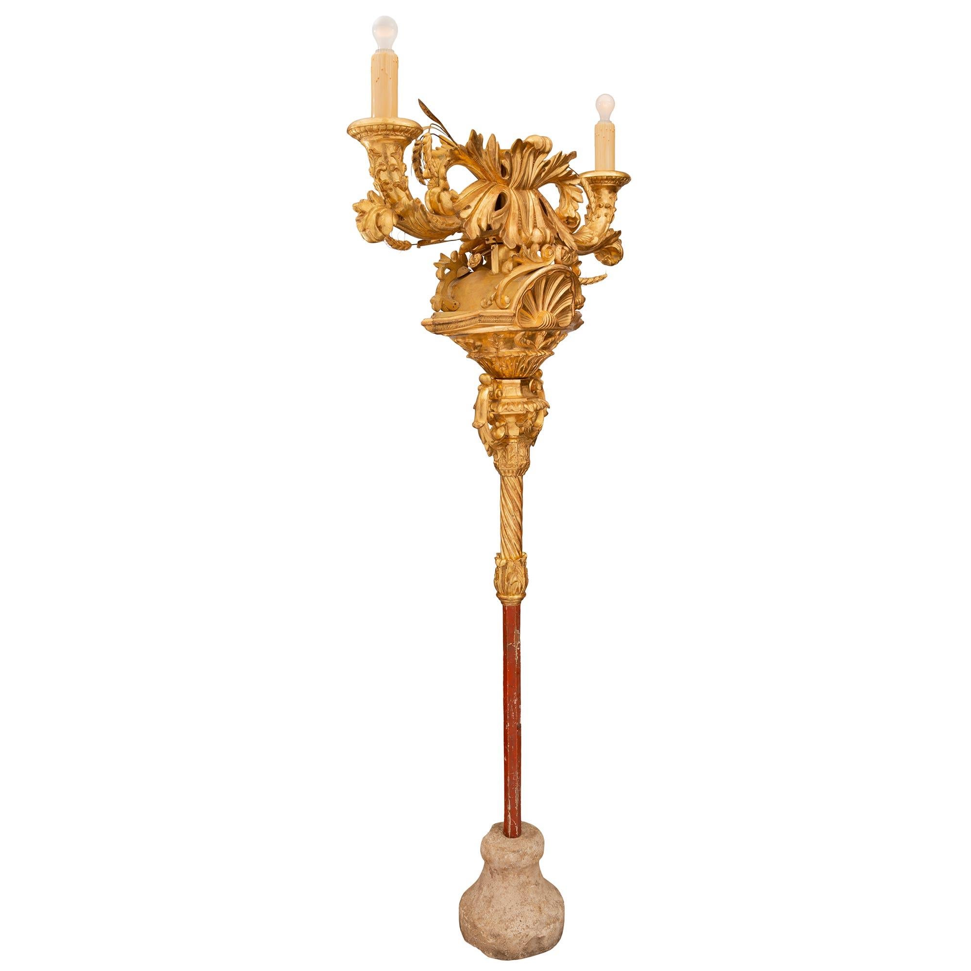Italian Early 19th Century Giltwood Floor Lamp In Good Condition For Sale In West Palm Beach, FL
