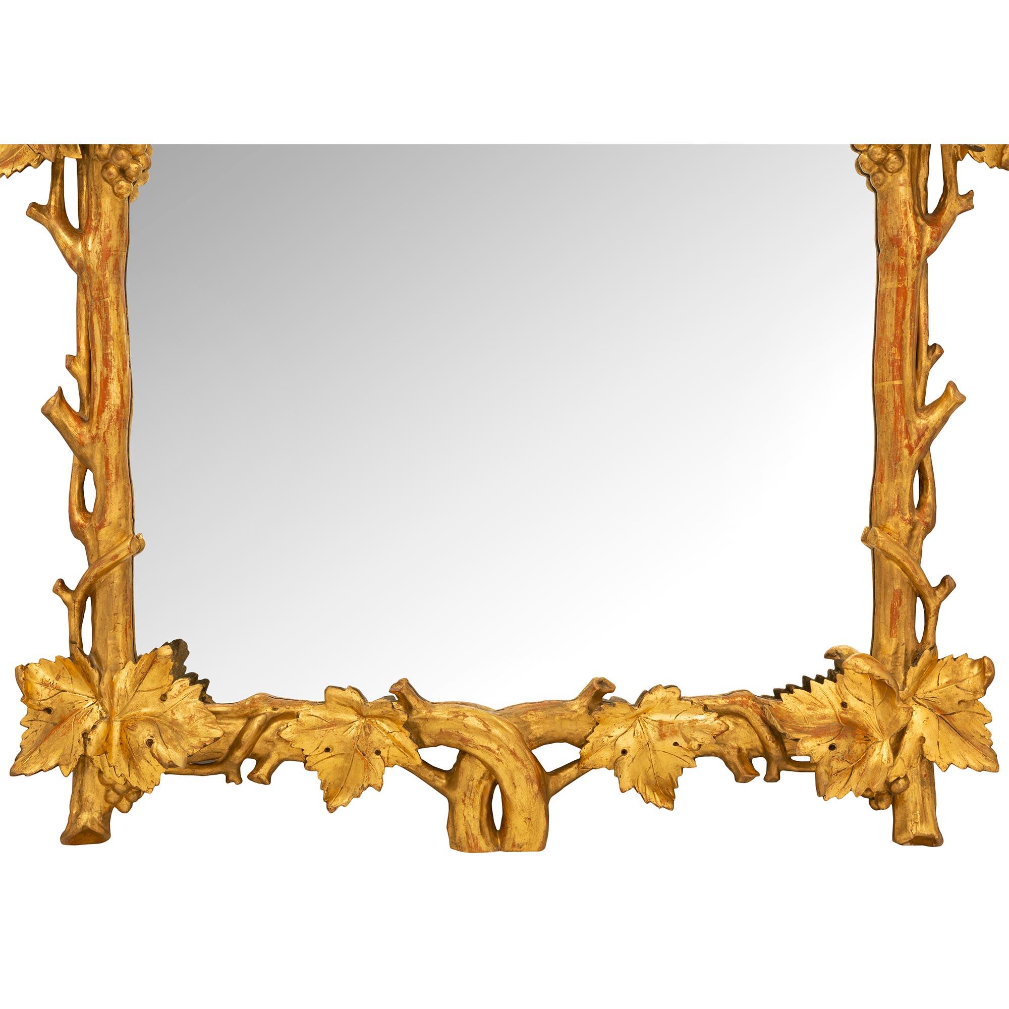 Italian Early 19th Century Giltwood Mirror with Original Mirror Plate For Sale 4