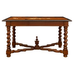 Table centrale italienne du début du XIXe siècle de style Louis XIV en noyer et bois fruitier