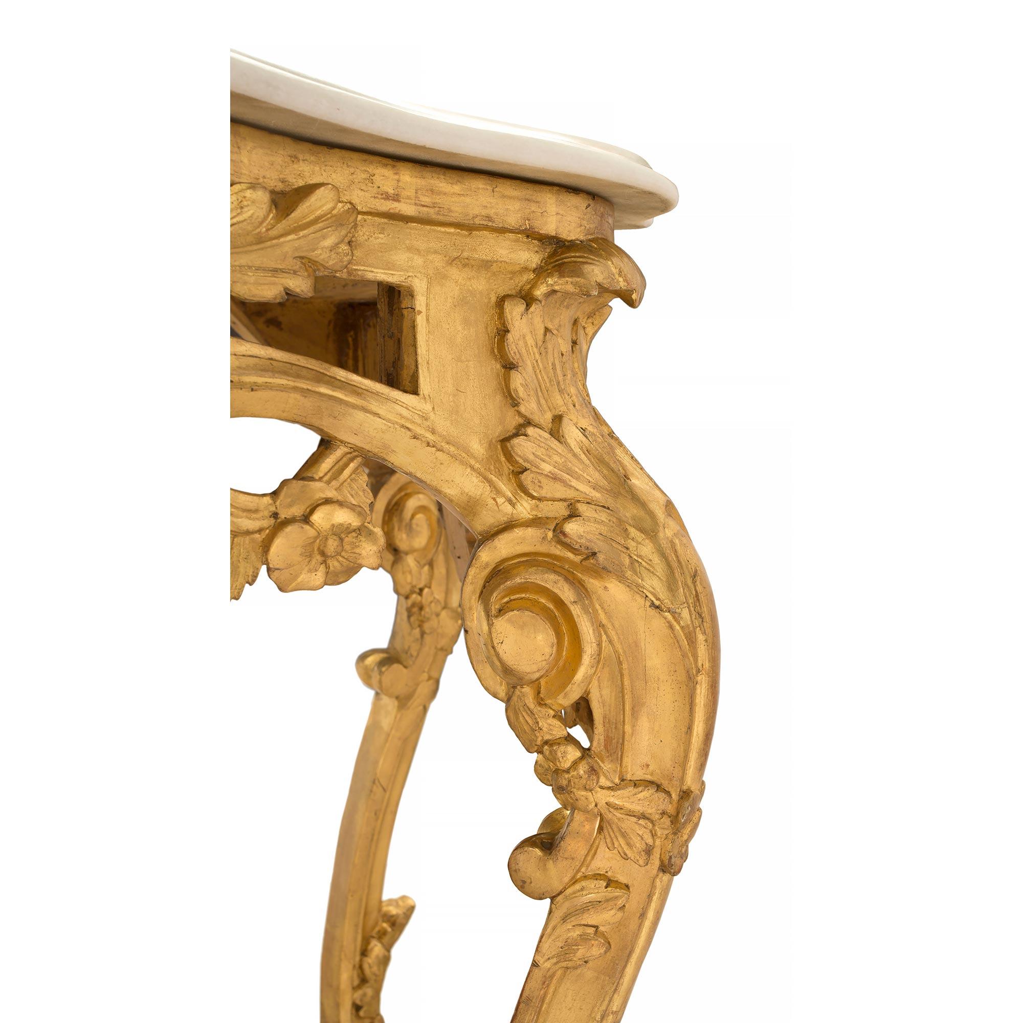 Italian Early 19th Century Louis XV Style Giltwood and Carrara Marble Console For Sale 3