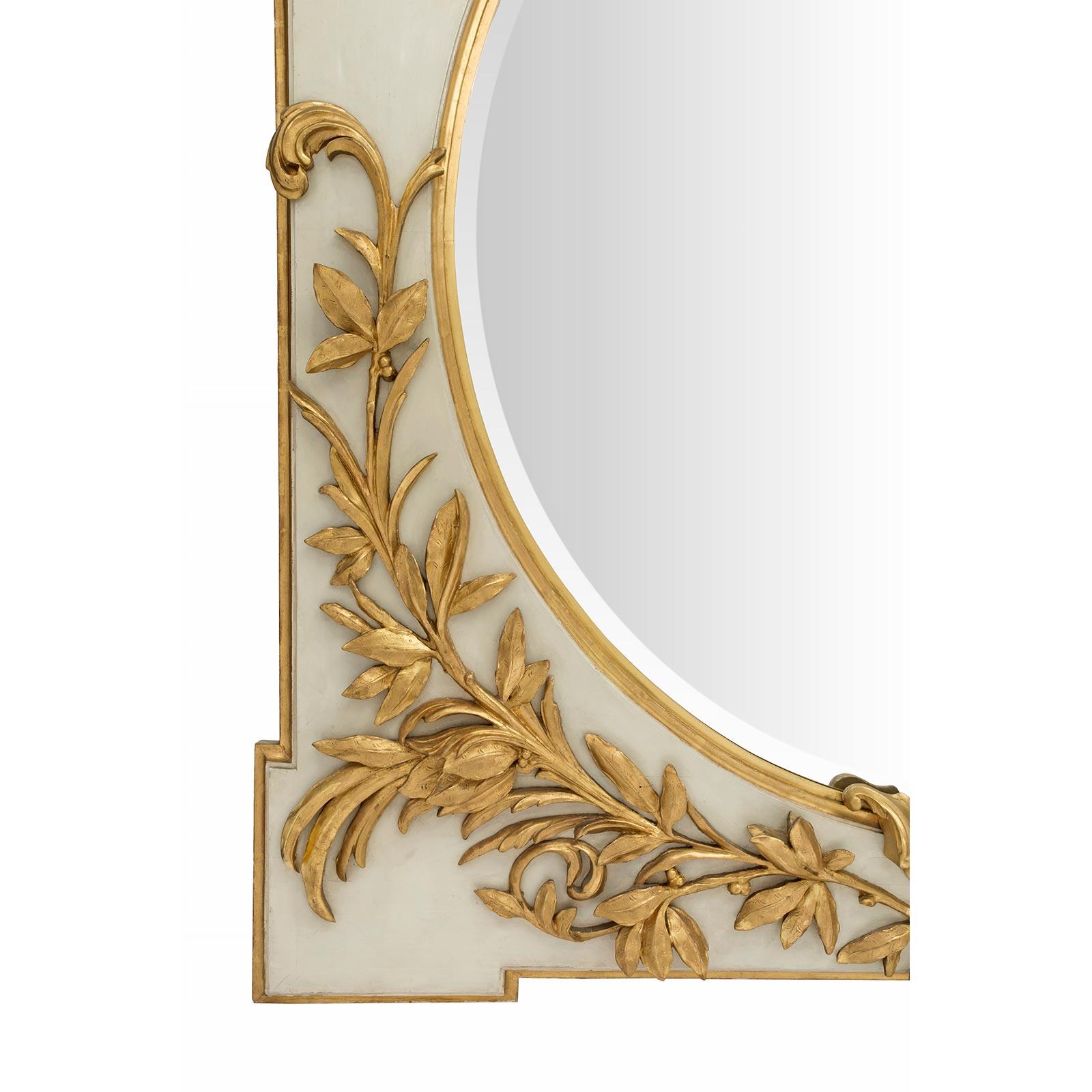 Italian Early 19th Century Louis XVI St. Off White And Gilt Square Mirror For Sale 2