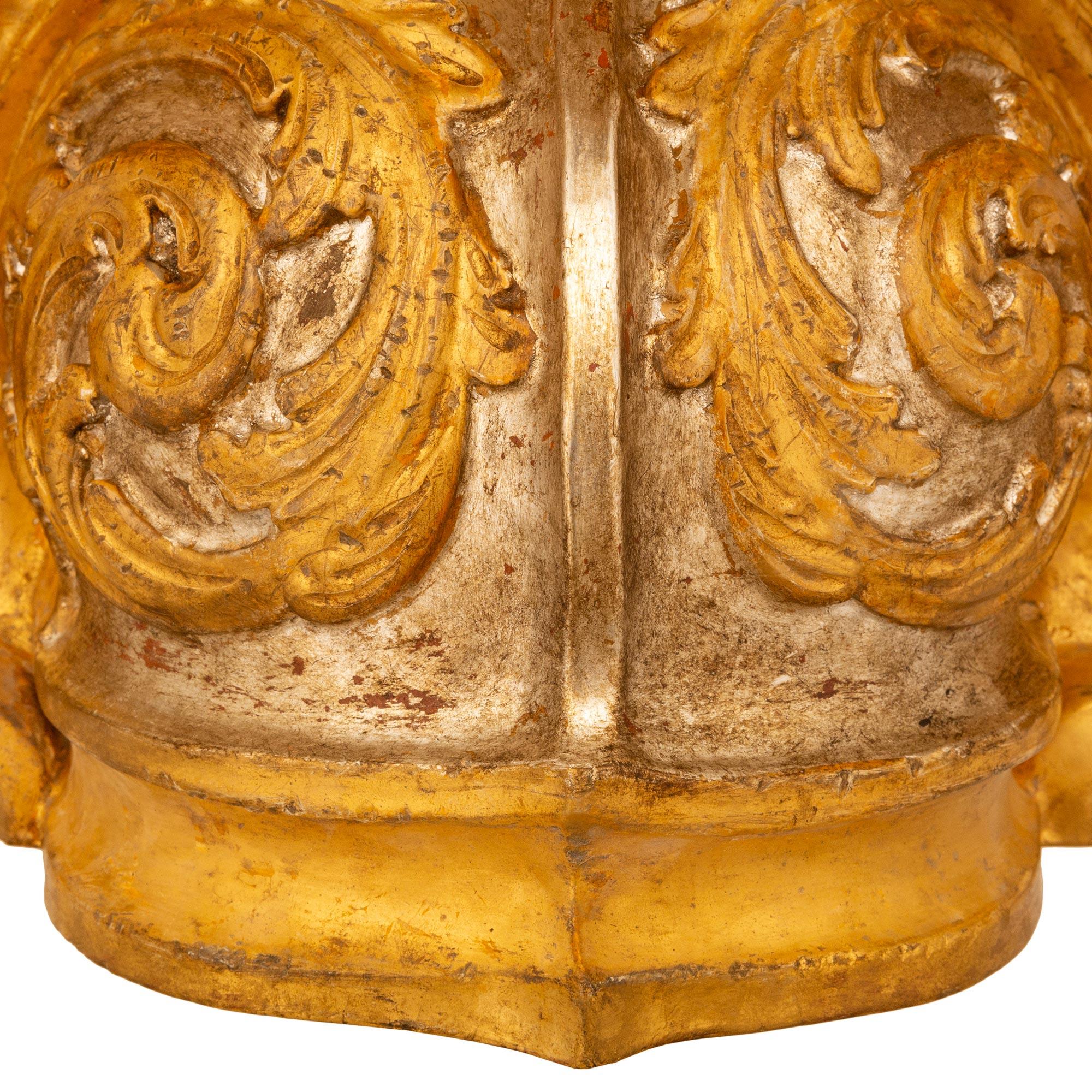 Casque Centurion italien du début du 19e siècle en Mecque et bois doré en vente 3