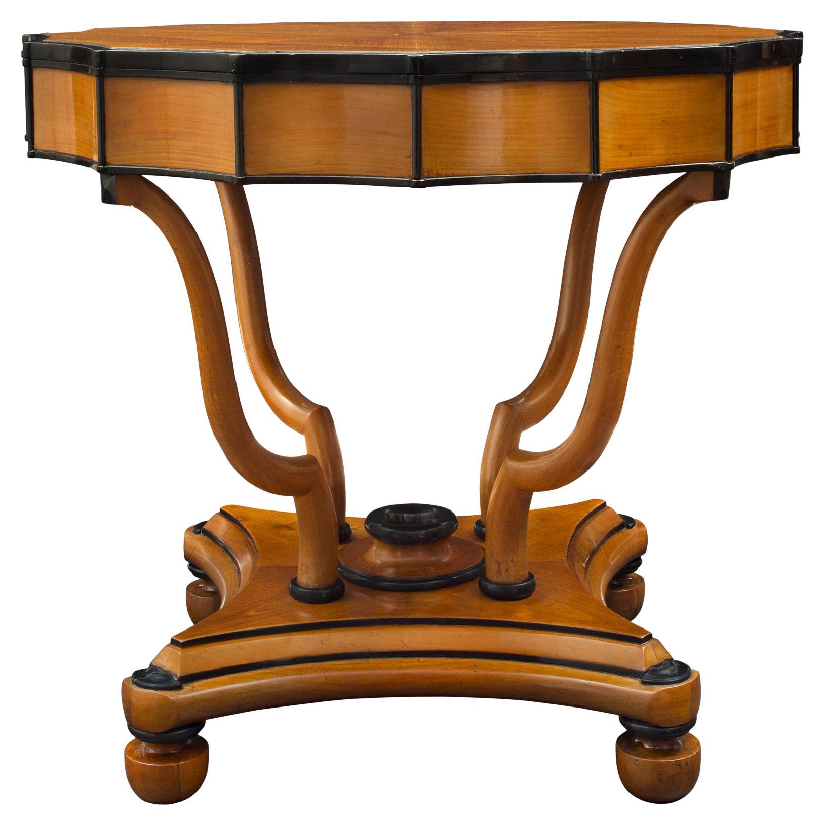 Italian Early 19th Century Neo-Classical St. Cherry and Ebony Side Table For Sale