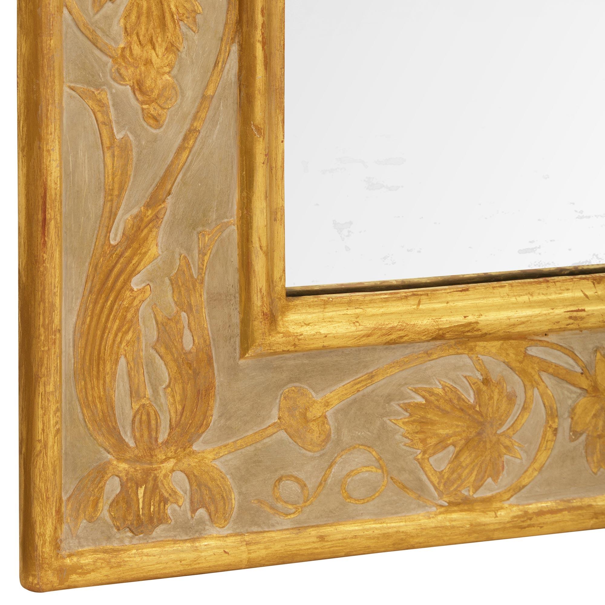 Specchio neoclassico italiano dell'inizio del XIX secolo in legno patinato e Wood Wood in vendita 1