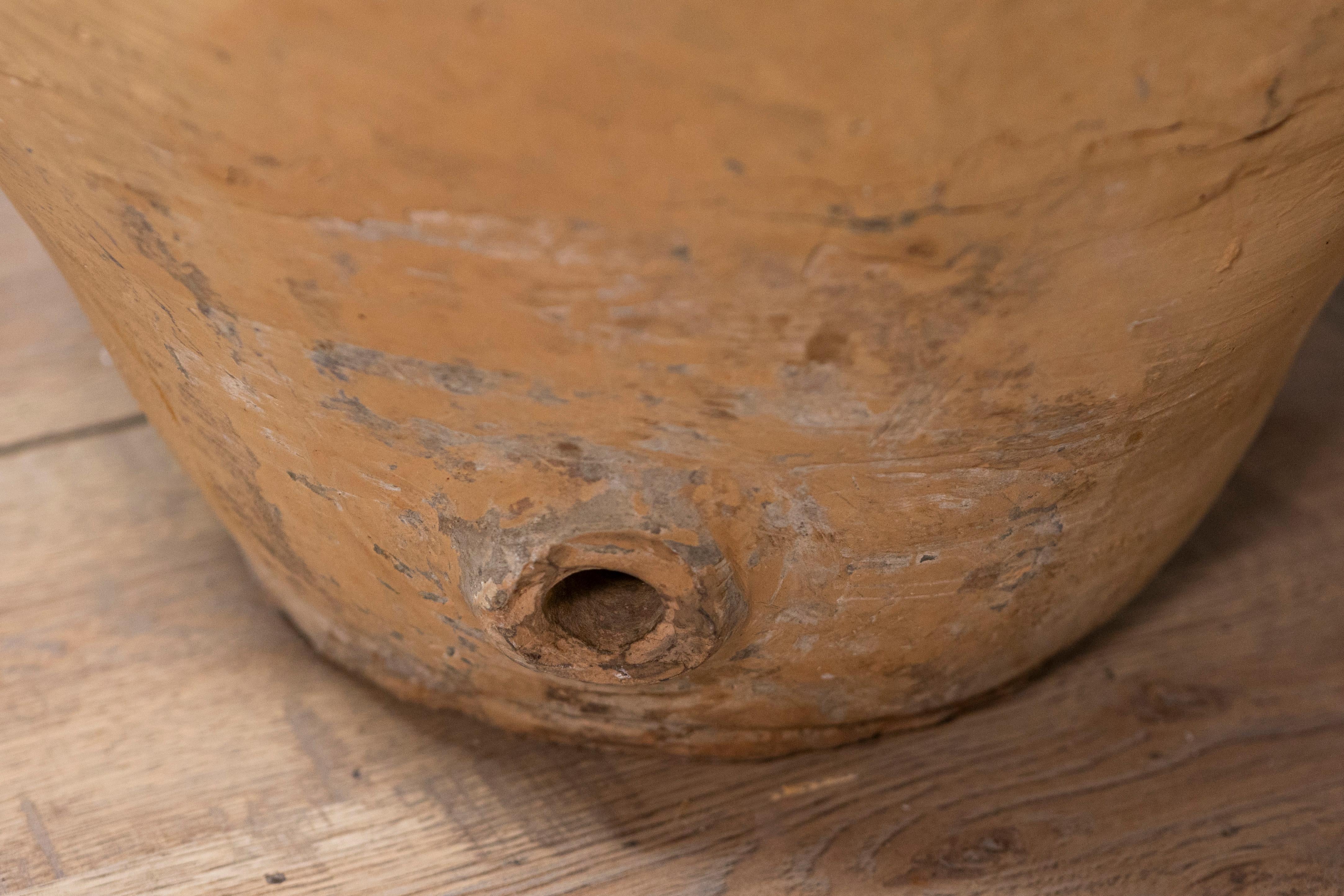 Aceitera italiana de terracota de principios del siglo XIX procedente de Nápoles, asas retorcidas en venta 1