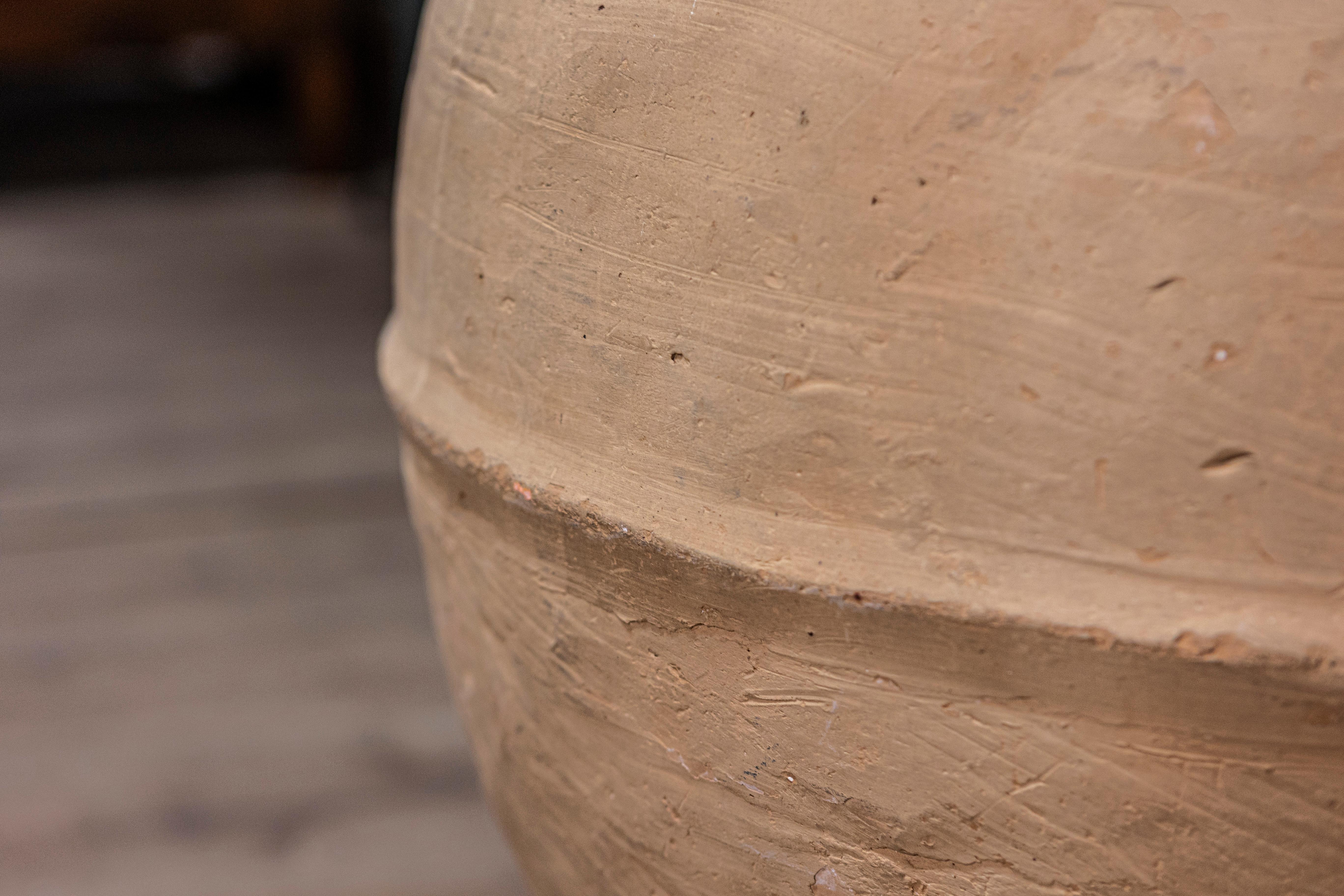 Aceitera italiana de terracota de principios del siglo XIX procedente de Nápoles, asas retorcidas en venta 2
