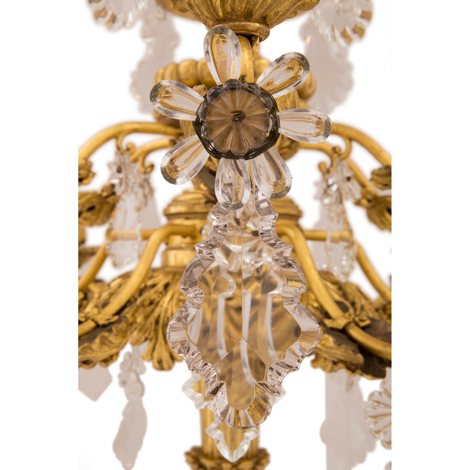 Italian Early 19th Century Tuscan Giltwood, Gilt Metal and Crystal Chandelier For Sale 3