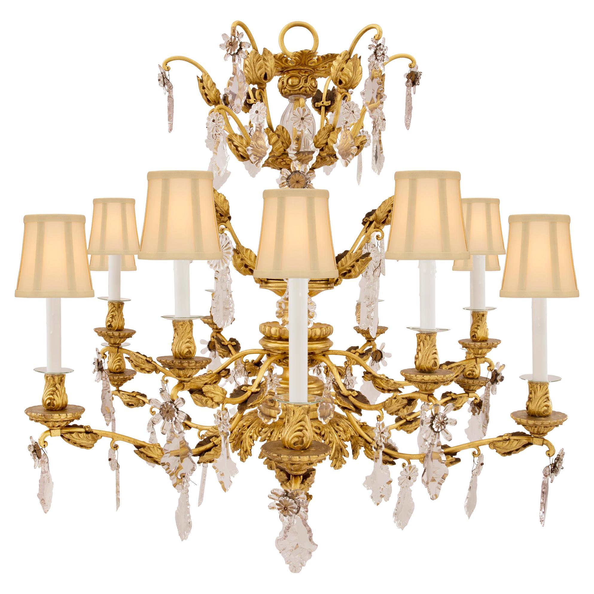 Italian Early 19th Century Tuscan Giltwood, Gilt Metal and Crystal Chandelier For Sale
