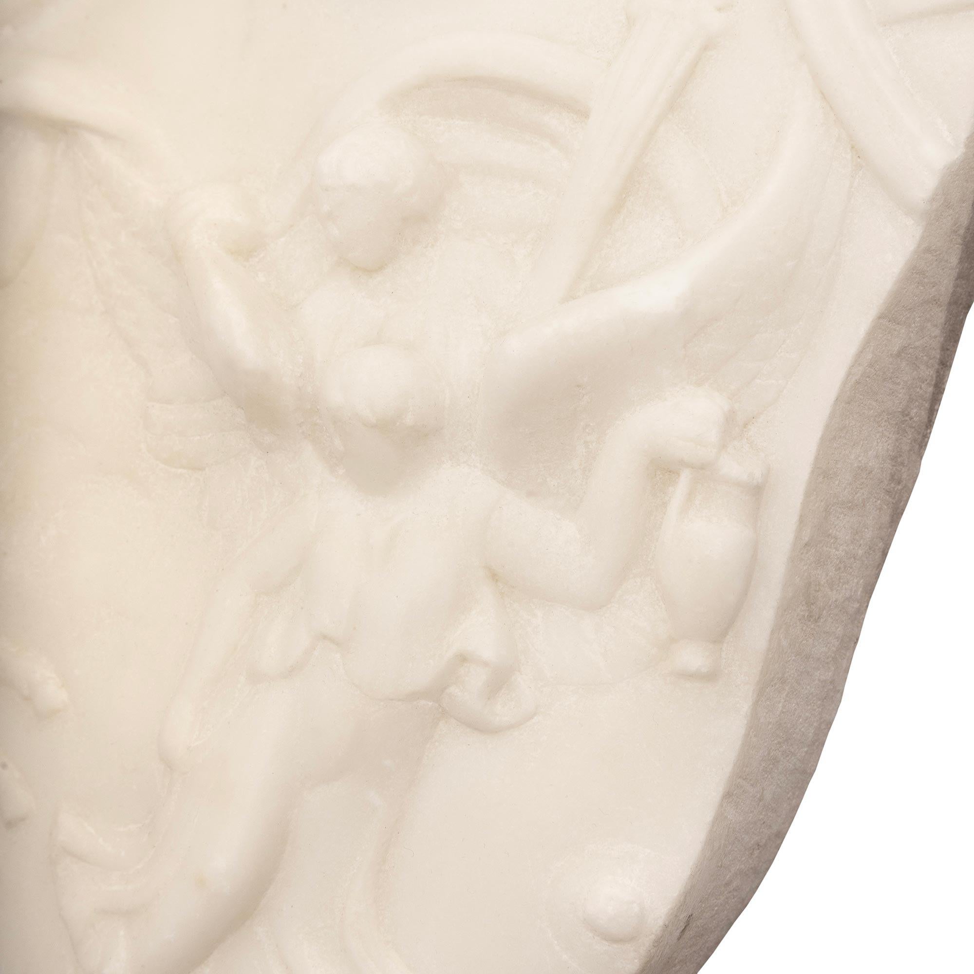 Italian early 19th century white Carrara marble bust For Sale 4