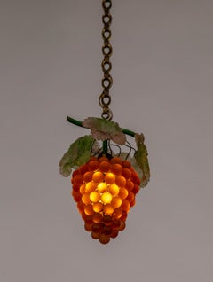 Italienische Grape Bunch-Pendelleuchte aus Glas aus dem frühen 20. Jahrhundert (2 verfügbar)