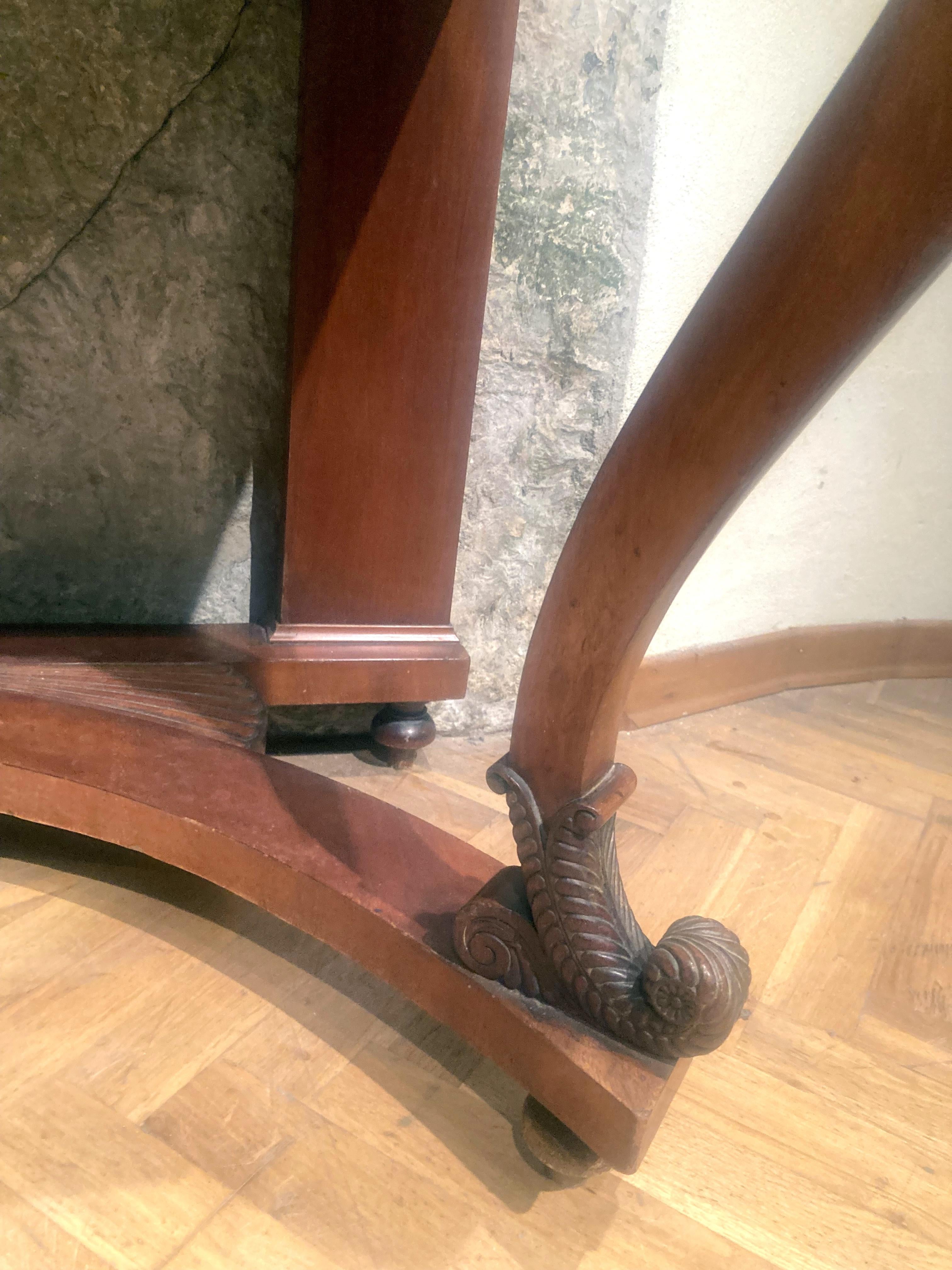 Console ou bureau en bois Art Nouveau italien du début du 20e siècle en vente 2