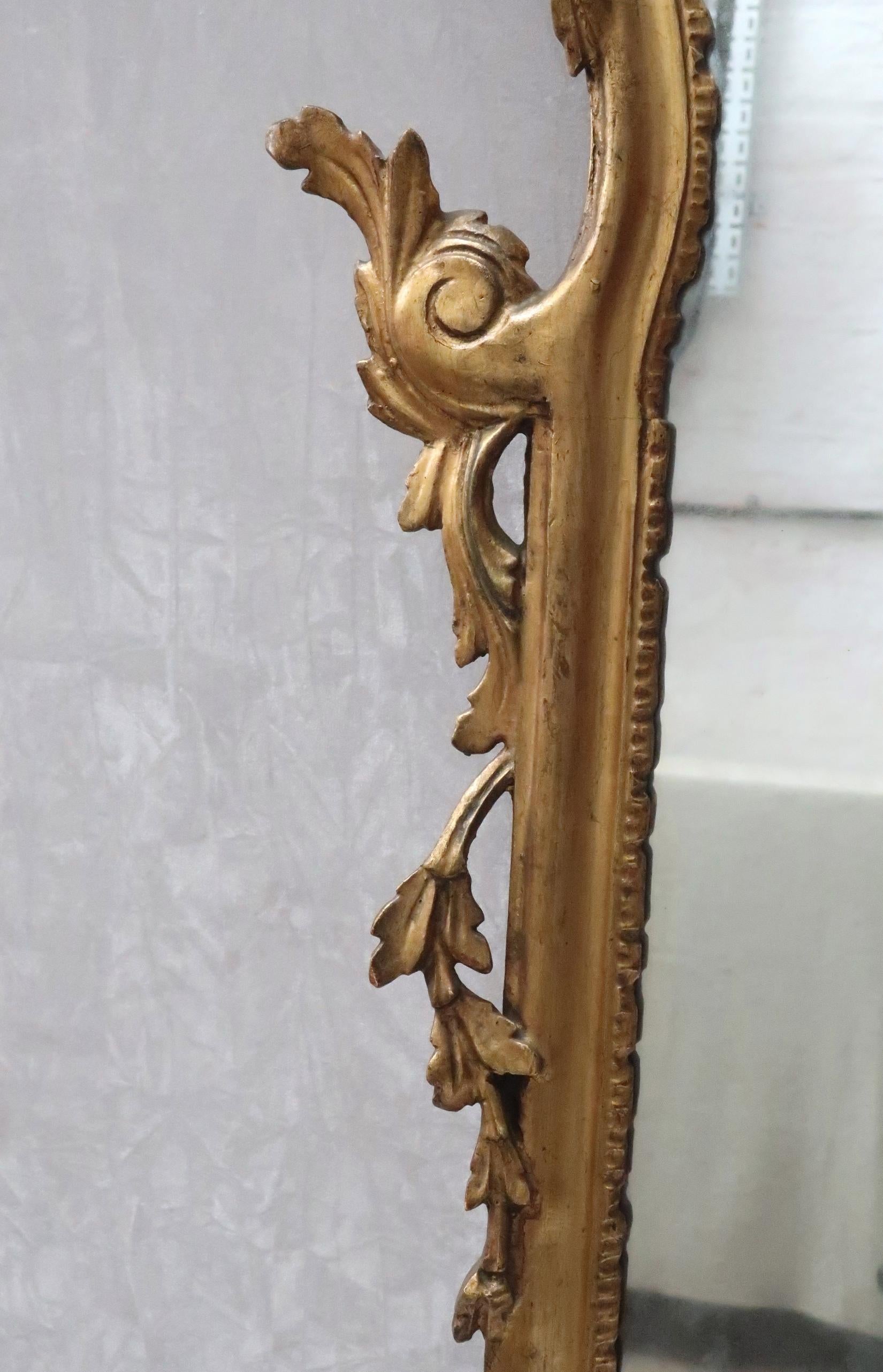 Beech Italian Early 20th Century Carved Giltwood Wall Mirror