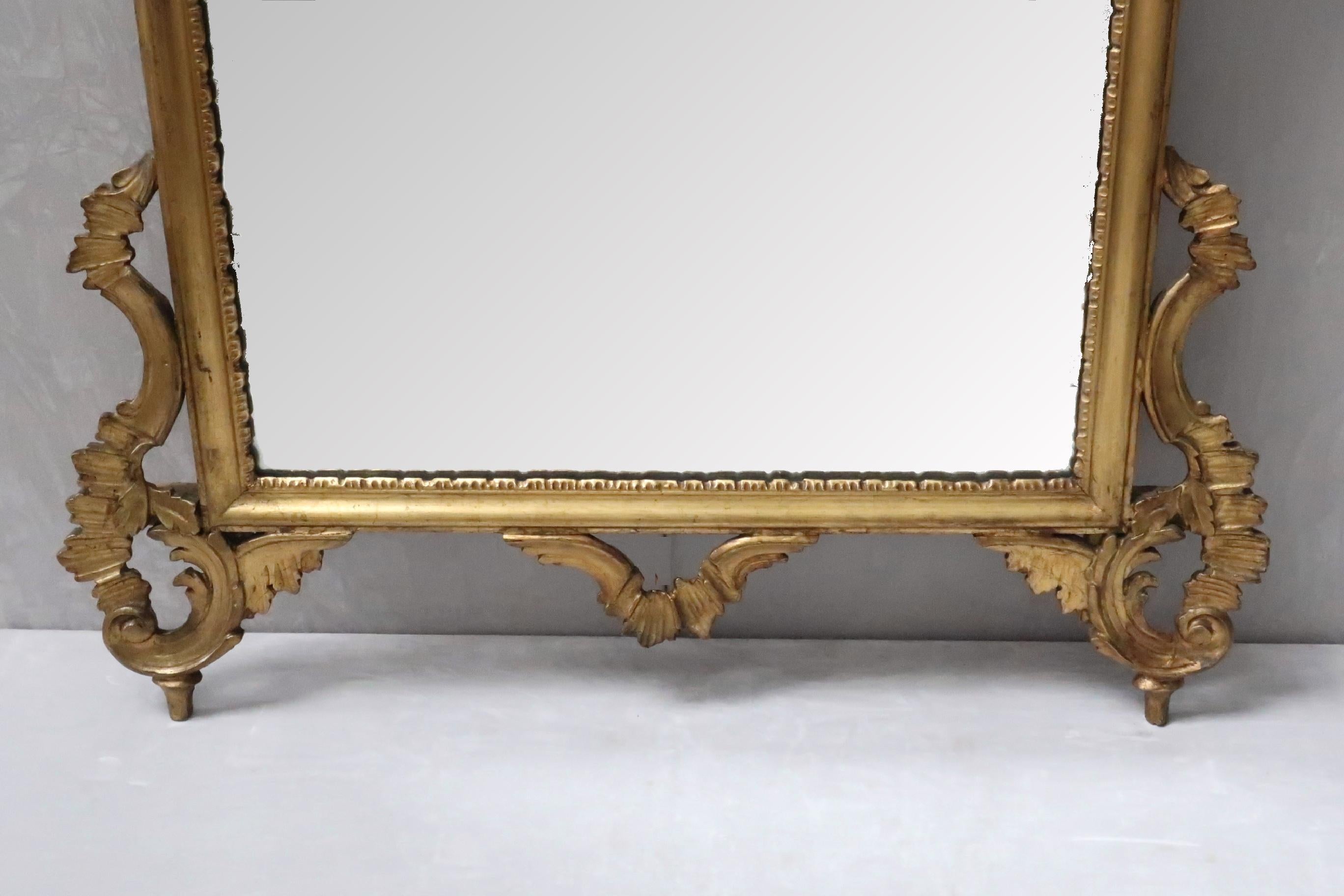 Italian Early 20th Century Carved Giltwood Wall Mirror 1