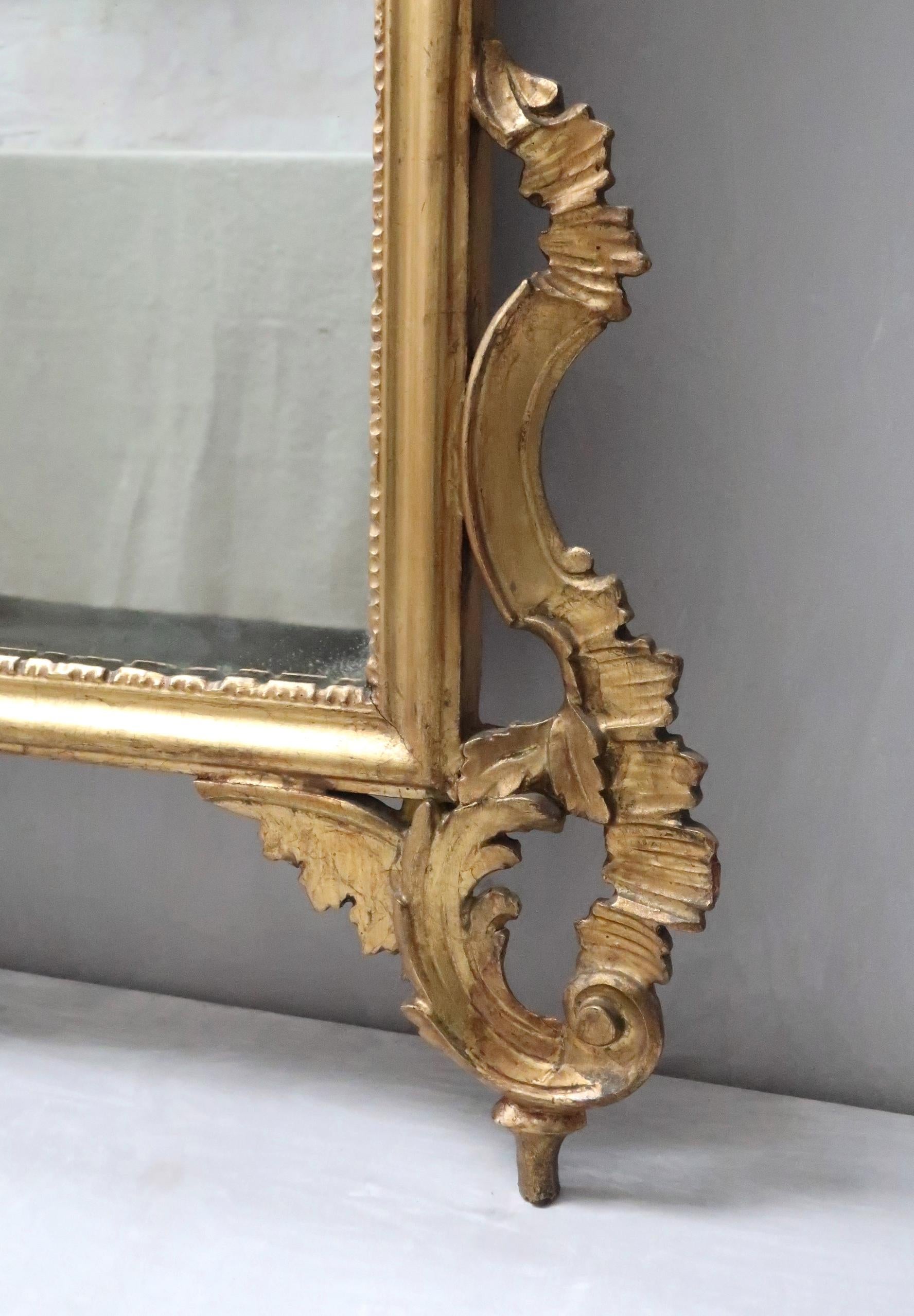 Italian Early 20th Century Carved Giltwood Wall Mirror 2