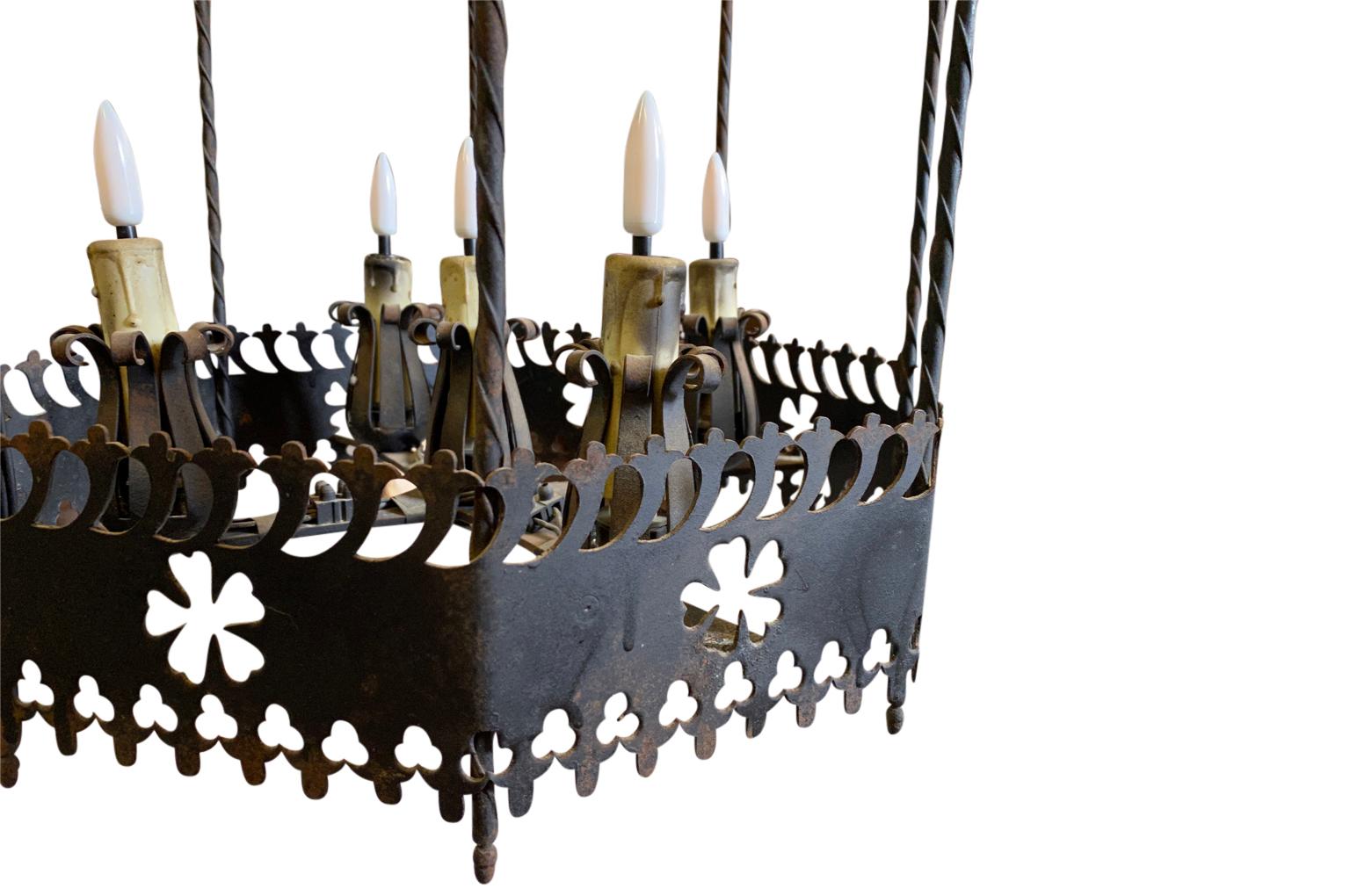 Italian Early 20th Century Iron Chandelier For Sale 5