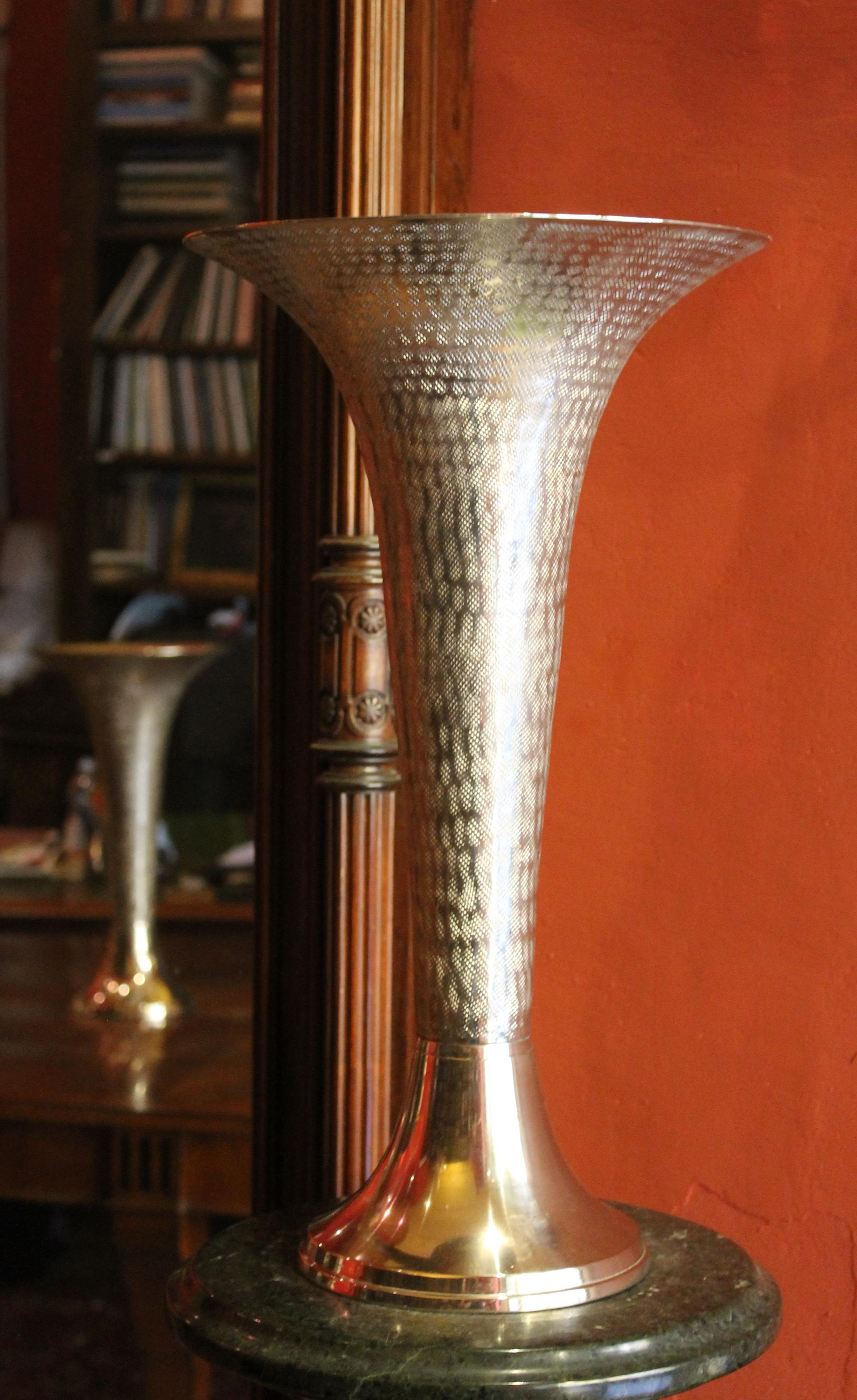 Italian Early 20th Century Modernist Hammered Cast Aluminum Trumpet Shape Vases In Good Condition In Firenze, IT