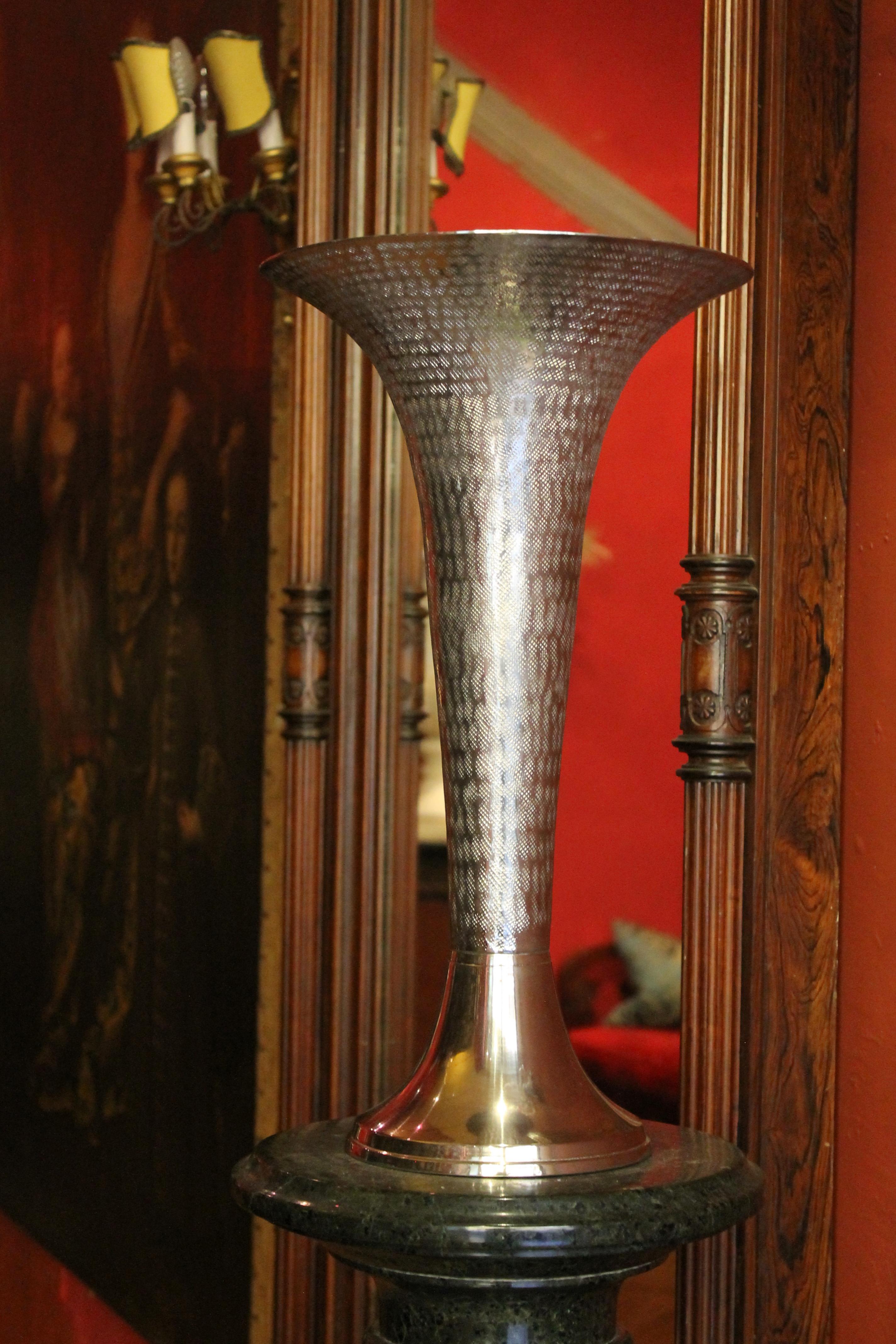 Italian Early 20th Century Modernist Hammered Cast Aluminum Trumpet Shape Vases 2