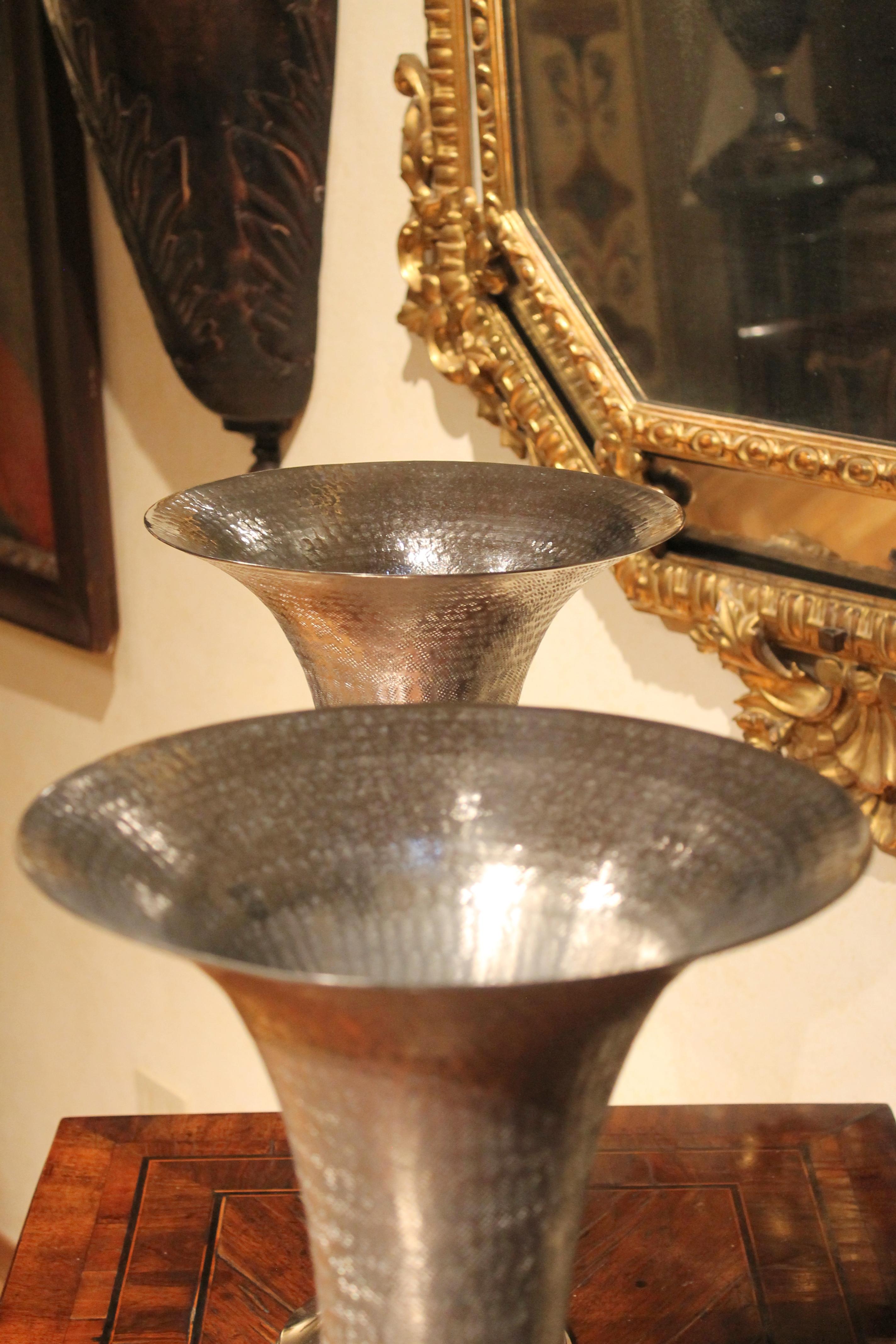 Italian Early 20th Century Modernist Hammered Cast Aluminum Trumpet Shape Vases 4