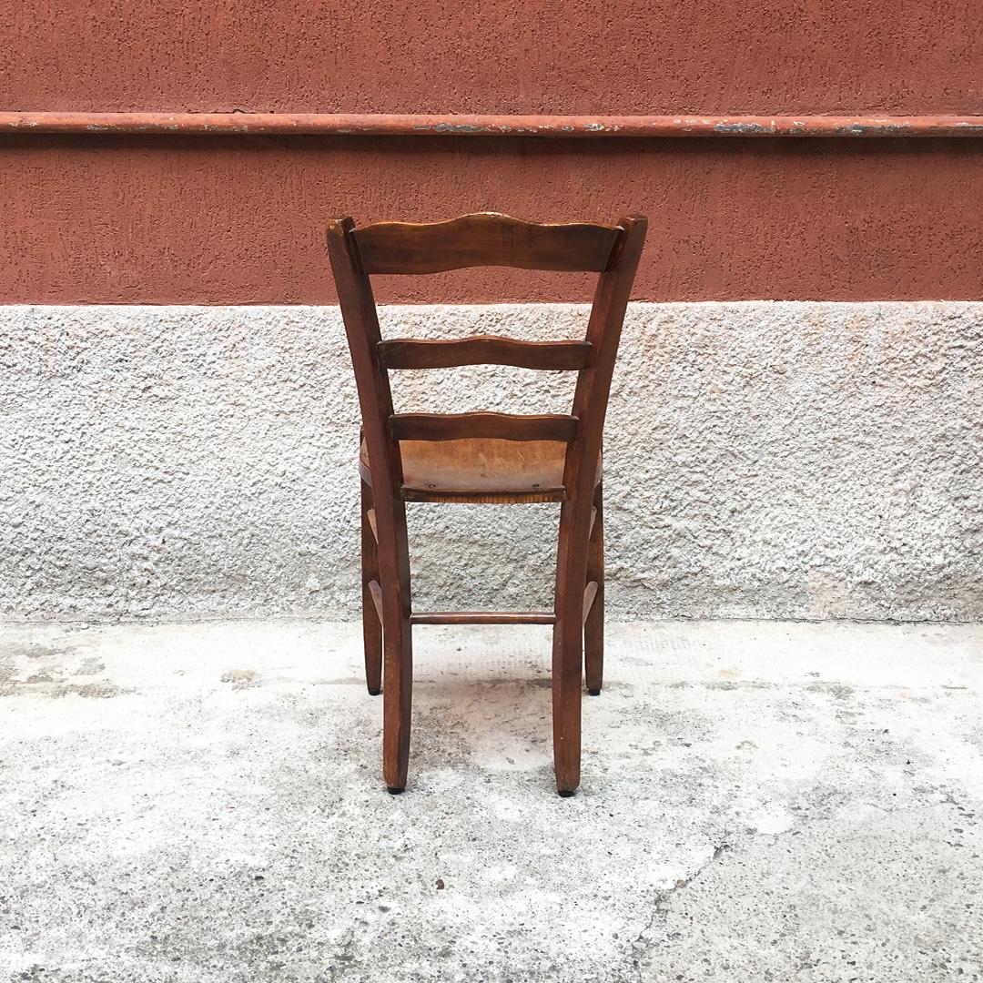 Italian Early 20th Century Walnut Chair, 1900s In Good Condition For Sale In MIlano, IT