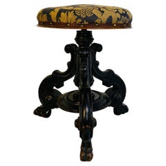 Italian Early Twentieth Century Wood Stool with Damask Fabric, 1900s