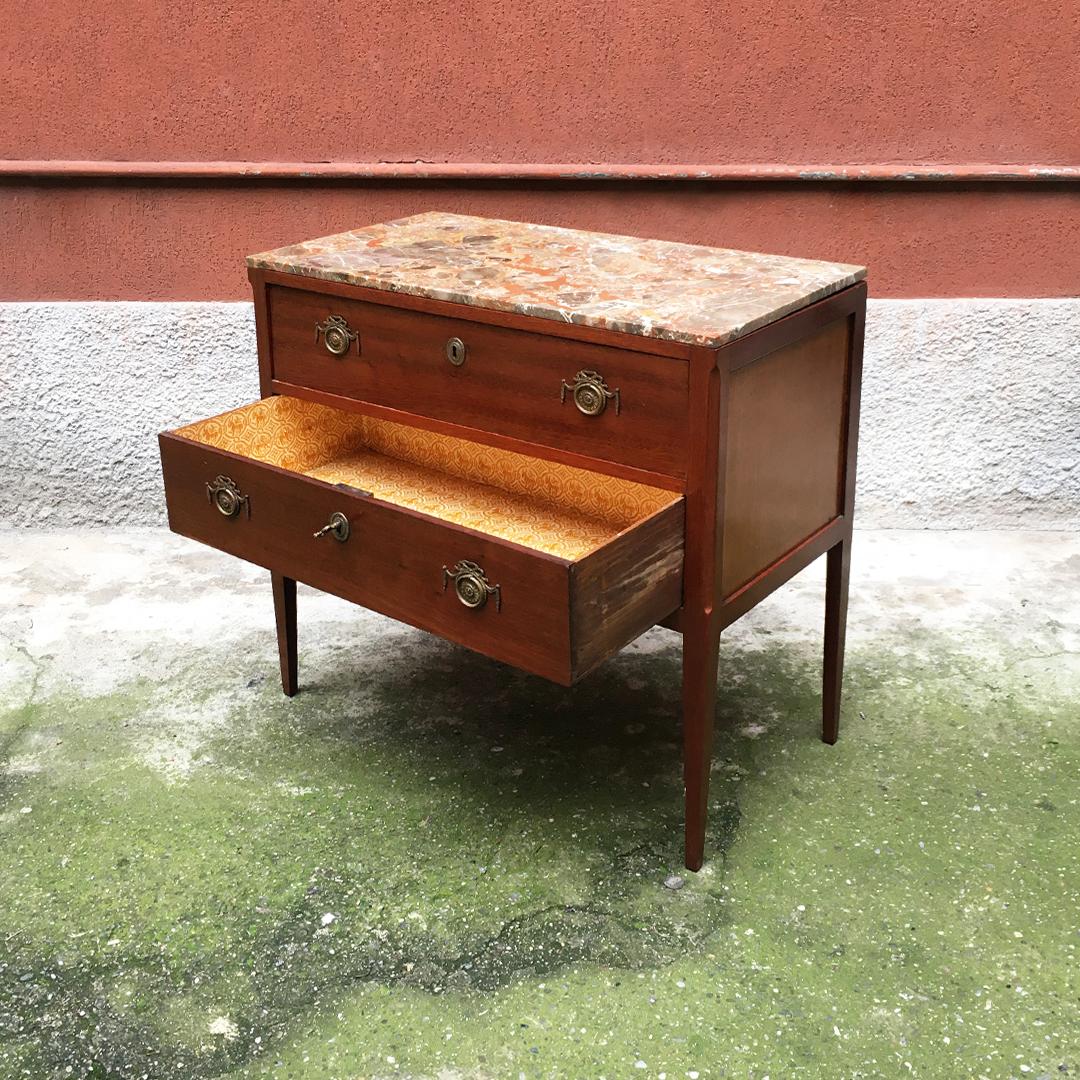 Italian Early 20th Century Wooden Chest of Drawers with Marble Top, 1900s For Sale 1