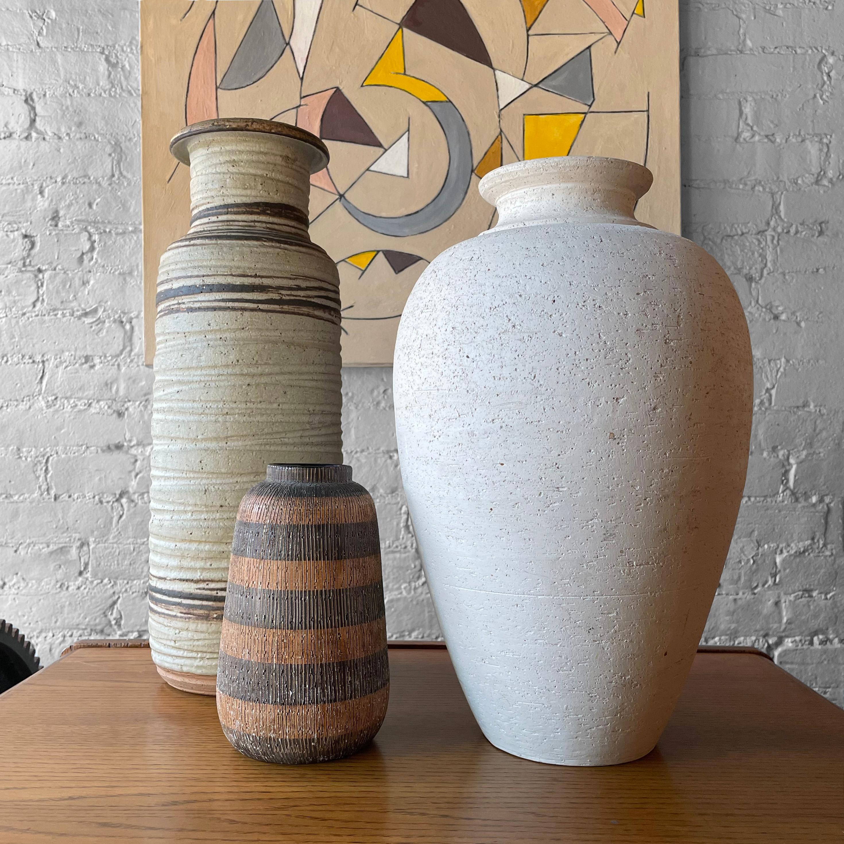 Mid-Century Modern Italian Earthenware Ceramic Vase by Flavia Montelupo For Sale