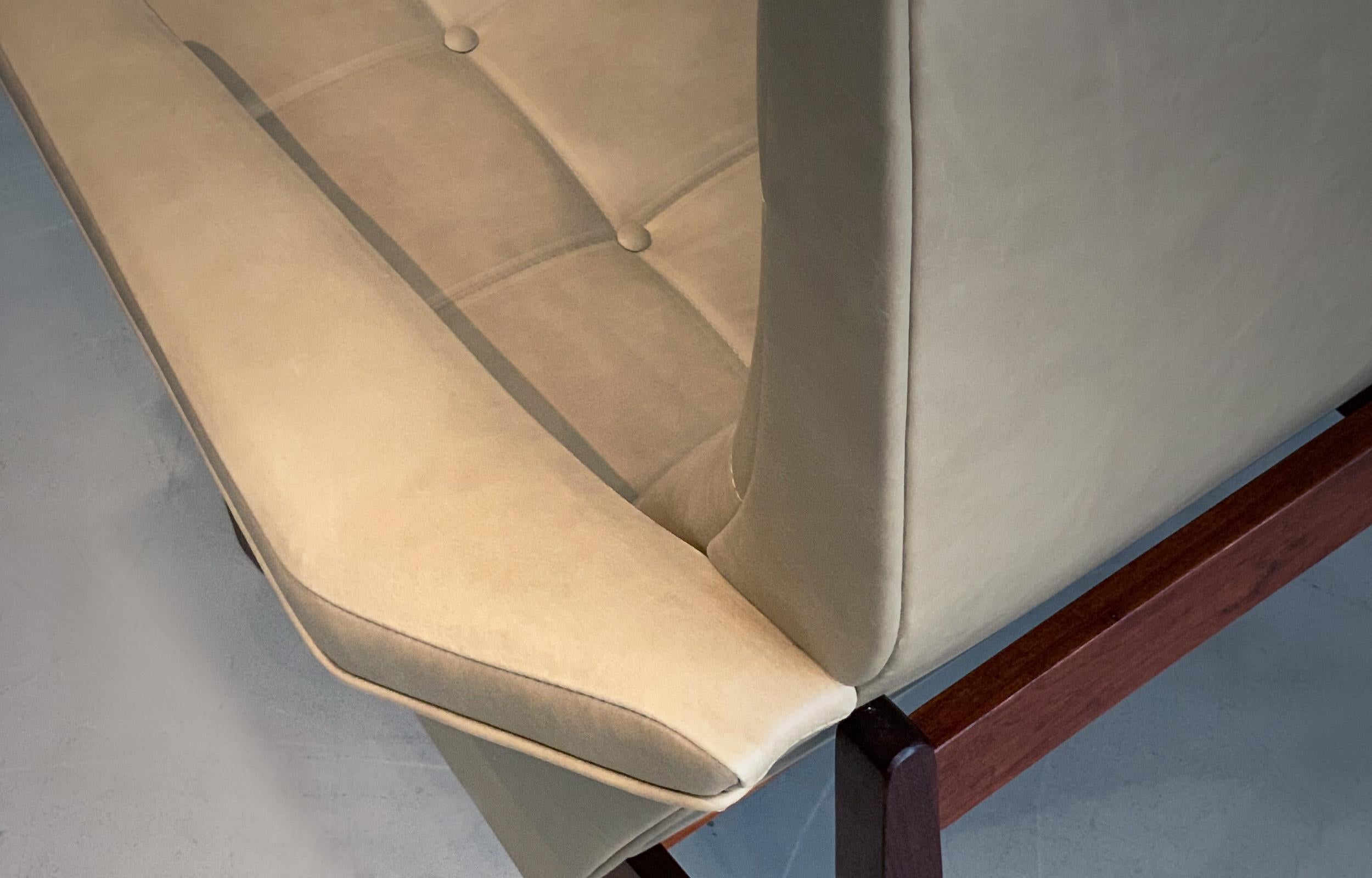 Italian Easy Chairs Soft Leather Ponti Zanuso Parisi Style Mid-Century Modern 4