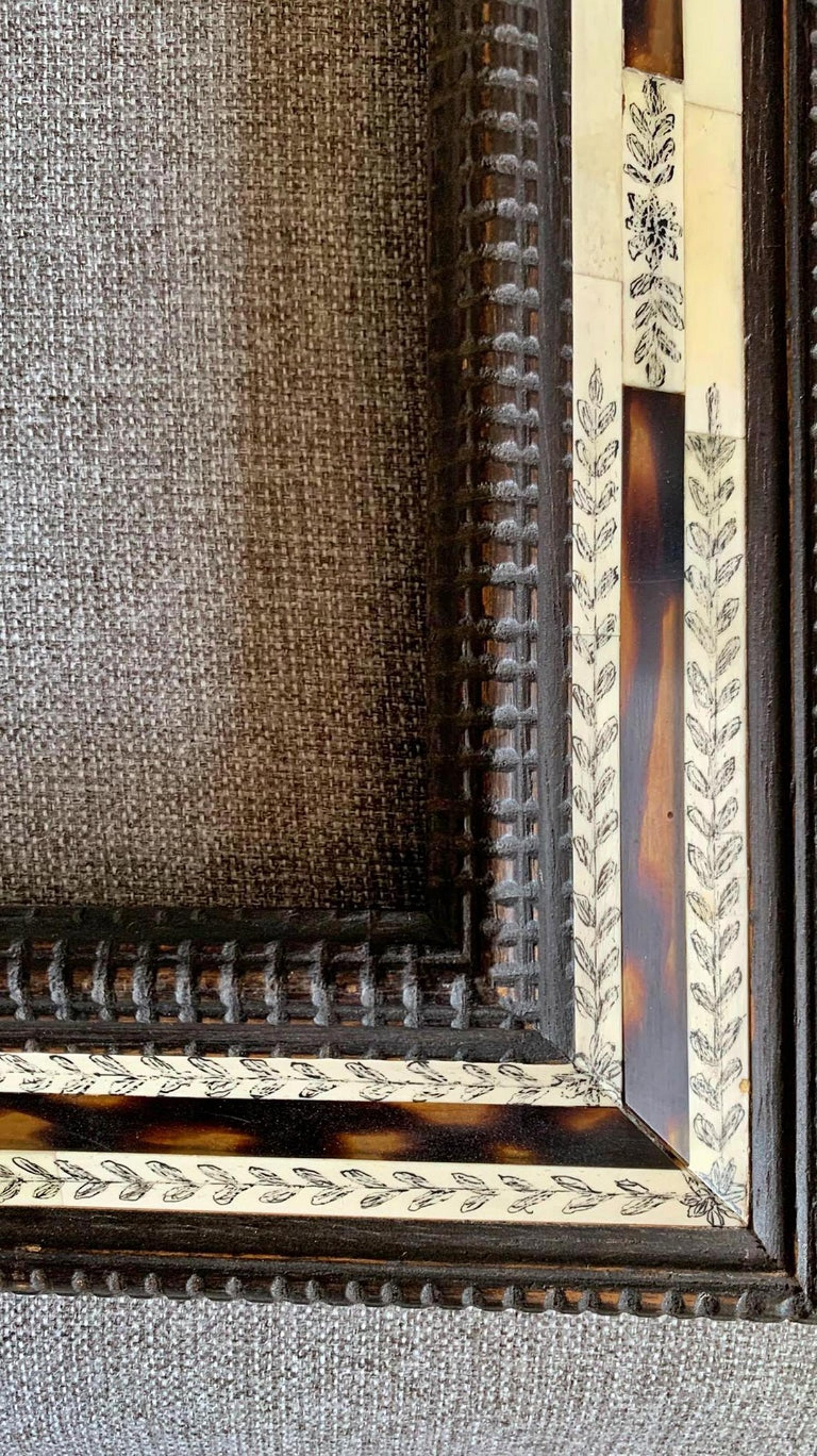 Barocco Cornice italiana ebanizzata, tartaruga e osso inciso, XIX secolo in vendita