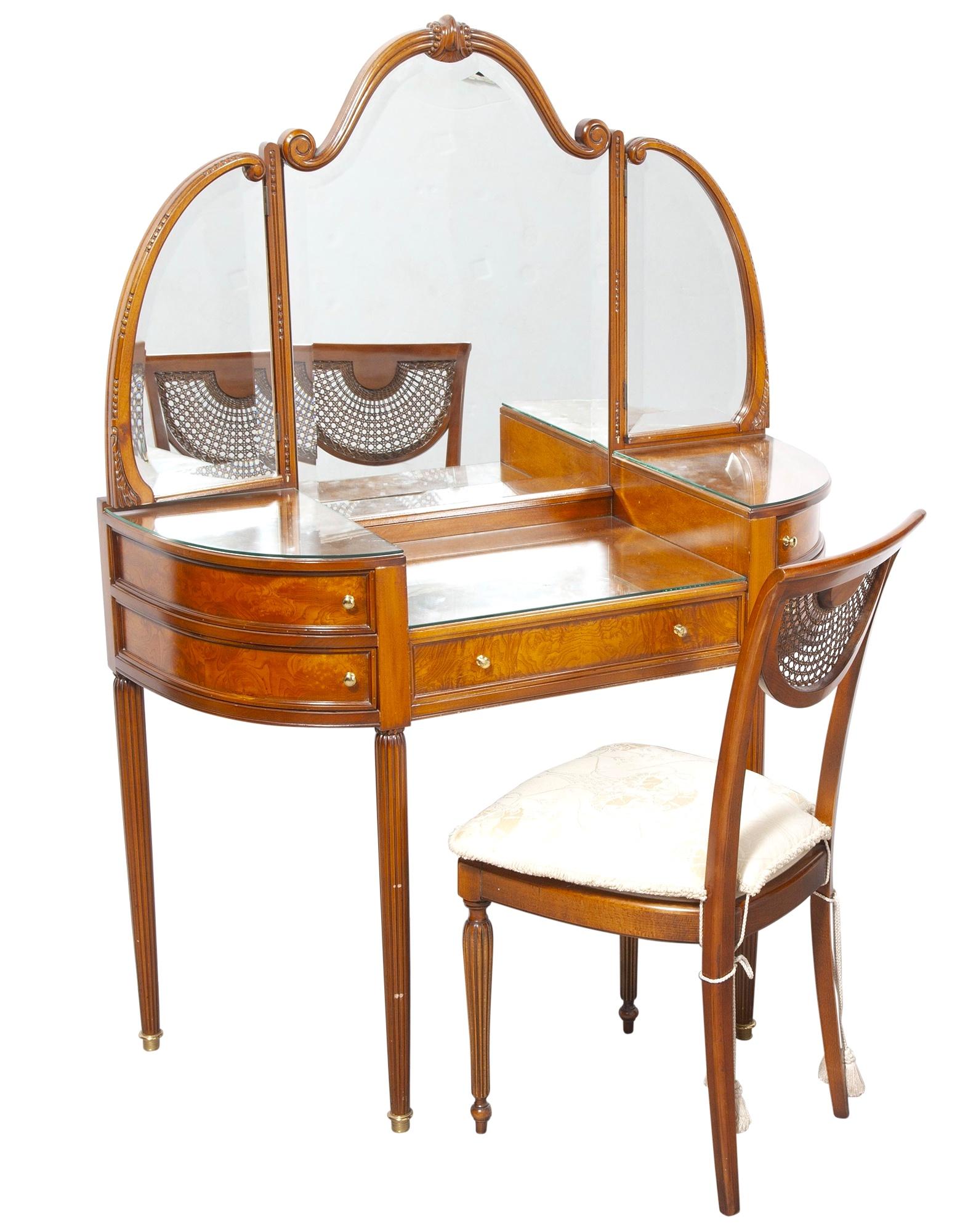 Italian Edwardian Style Walnut Vanity Dressing Table With Chair For Sale 6