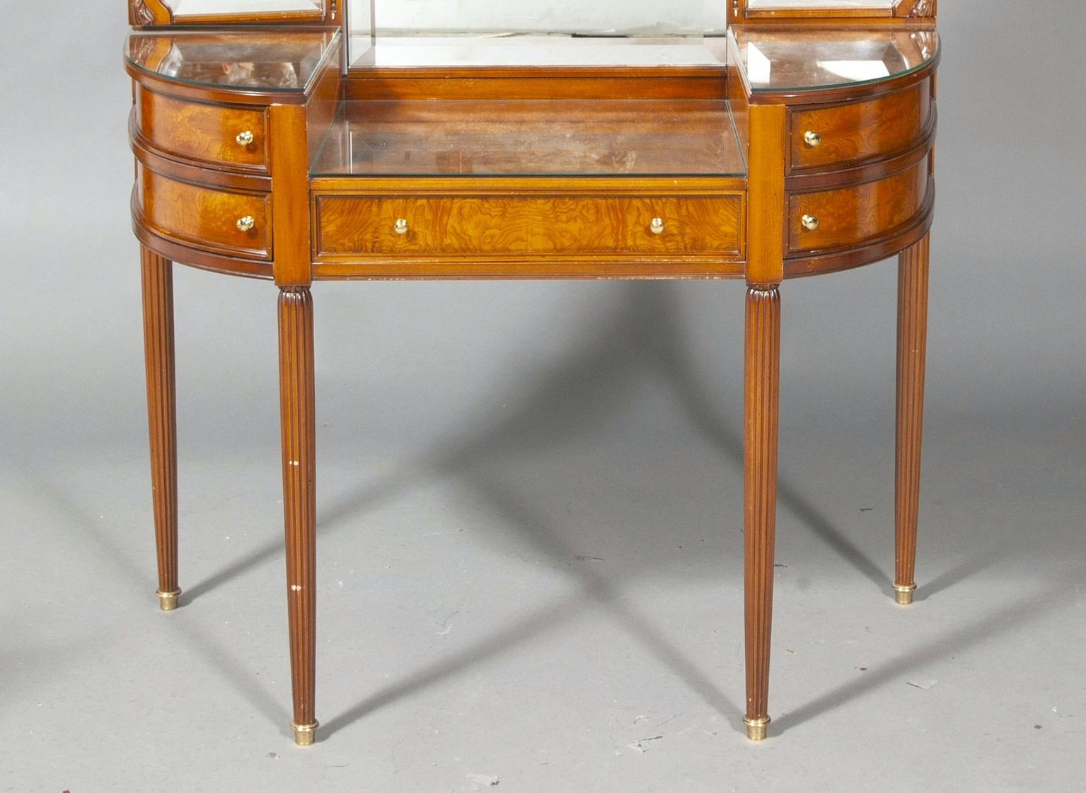 Italian Edwardian Style Walnut Vanity Dressing Table With Chair For Sale 1