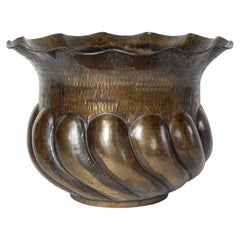 Italian Egidio Casagrande Hammered Twist Fluted Copper Jardinière Planter Vessel