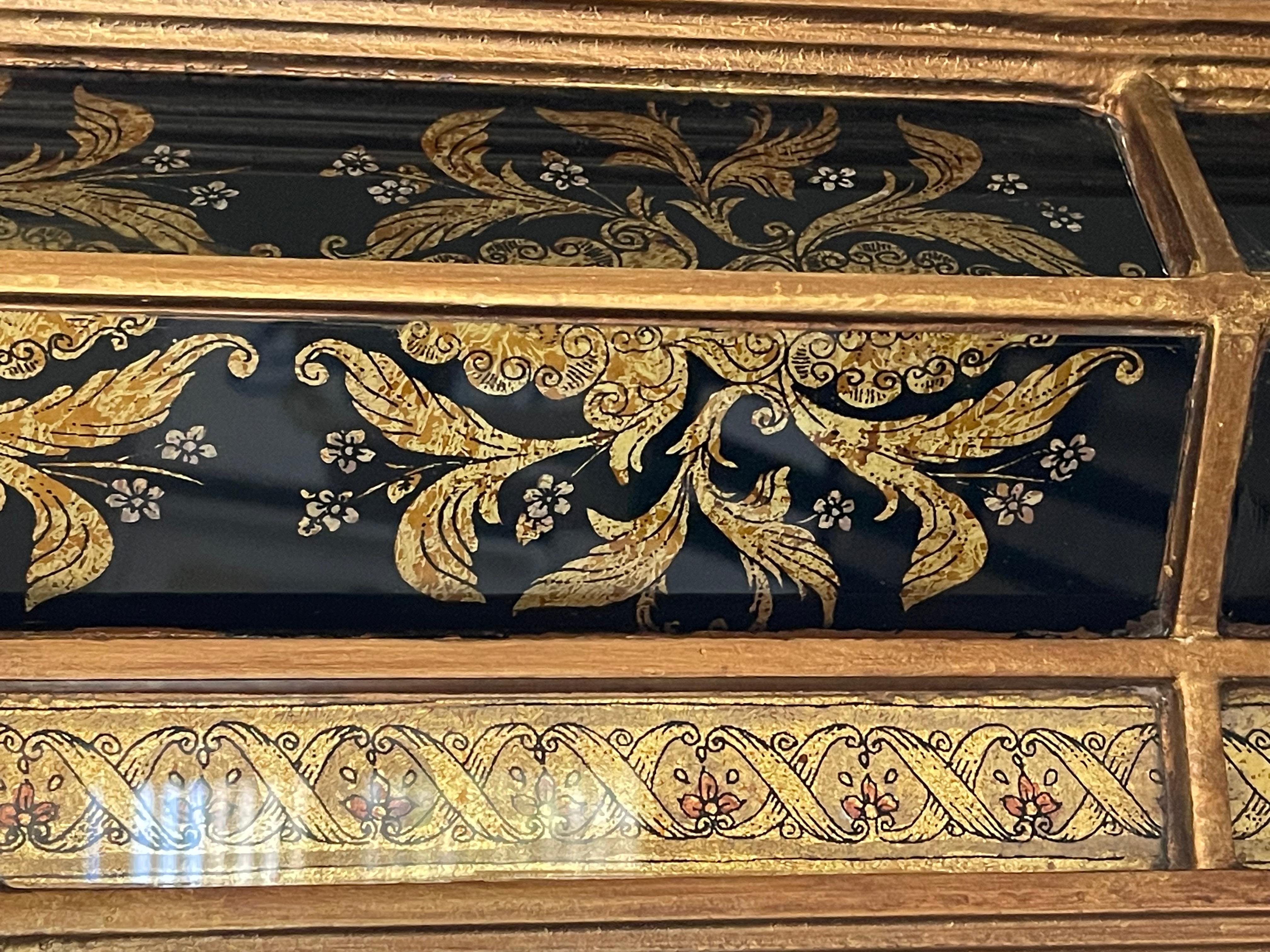 Miroir mural italien en églomisé Bon état - En vente à Boca Raton, FL