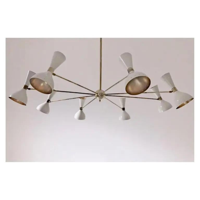 Italian Eight Arms Mid Century Style Brass Chandelier Made in Italy For Sale 1