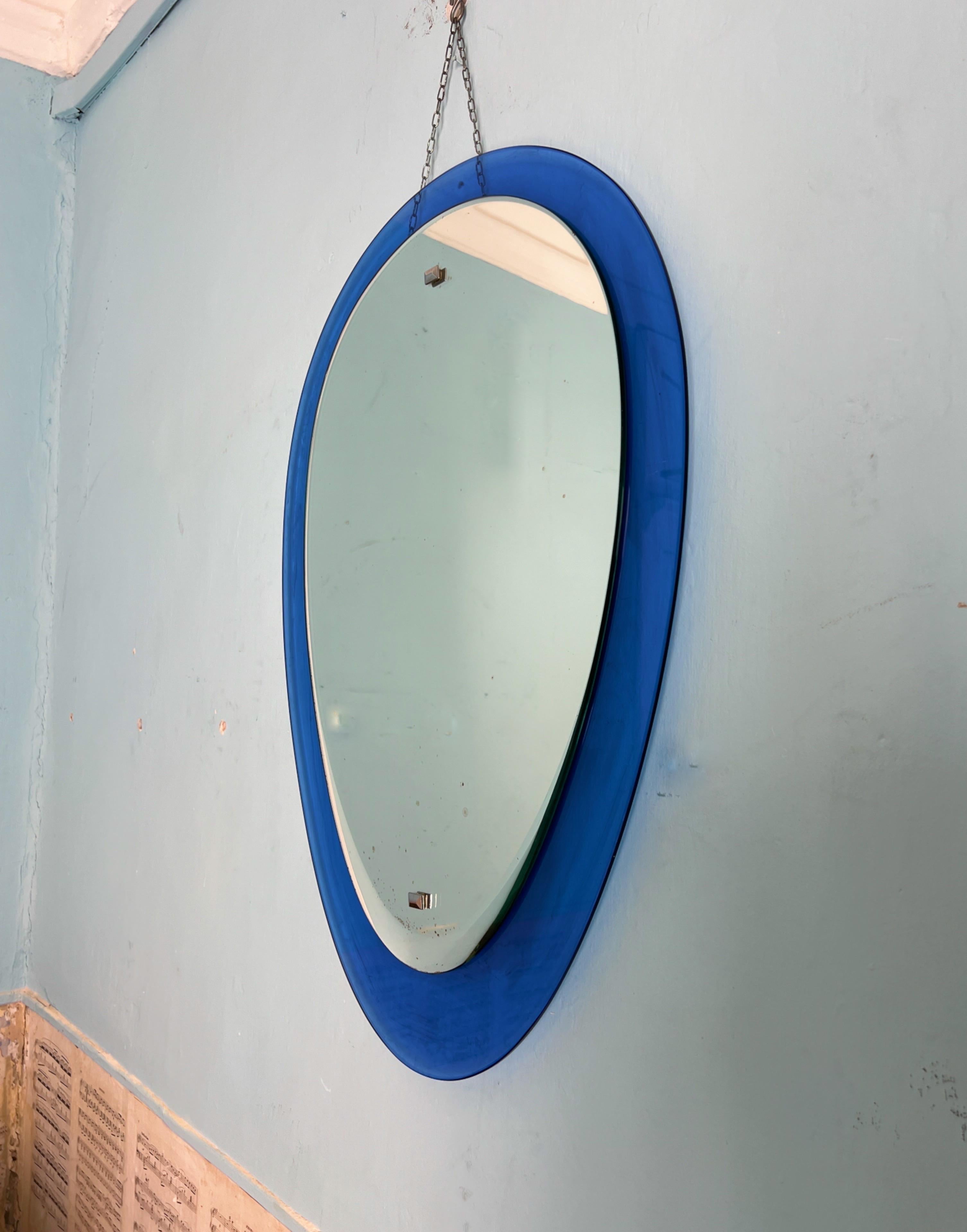 Italienischer elektrischer blauer elektrischer Tropfenspiegel von Cristal Arte, 1960 (Kristall) im Angebot
