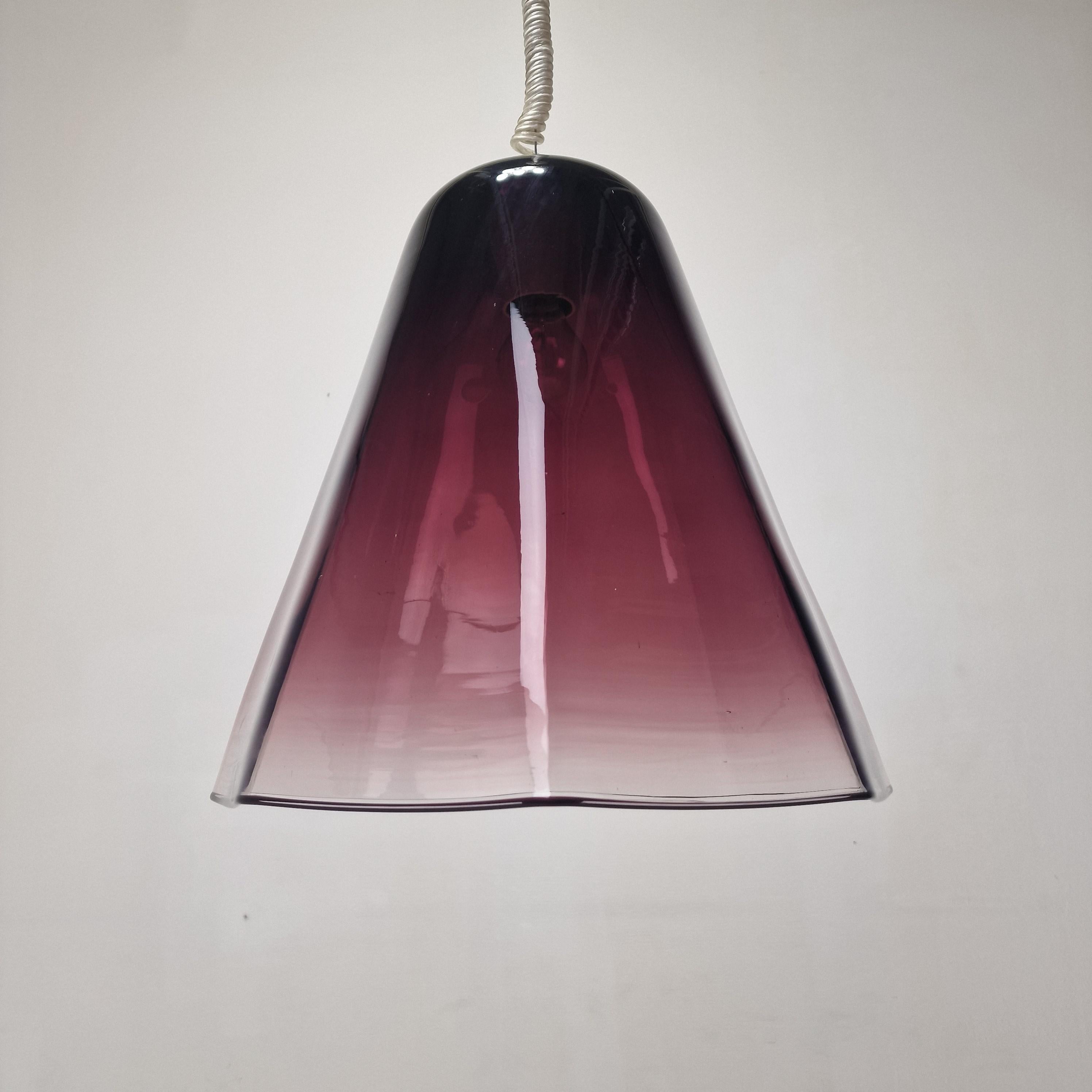 Vetro di Murano Italian Elegance - Lampada a sospensione Leucos con vetro di Murano viola trasparente in vendita