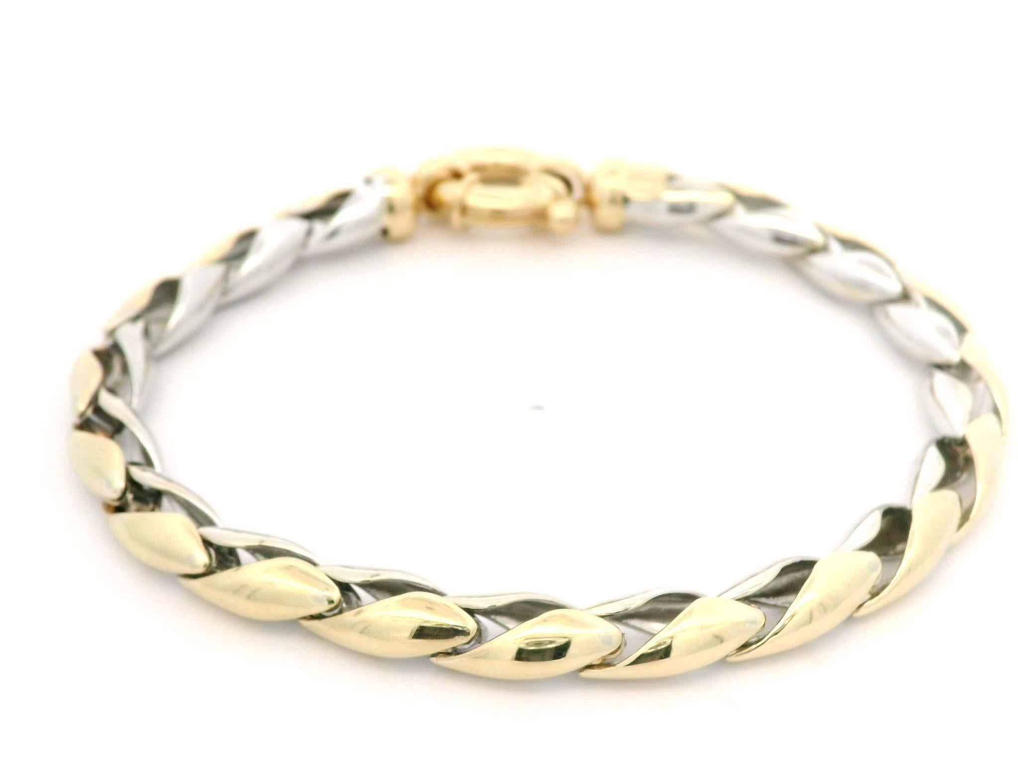 Bracciale elegante italiano in oro giallo bianco 14k con finitura lucida A Link in vendita 2