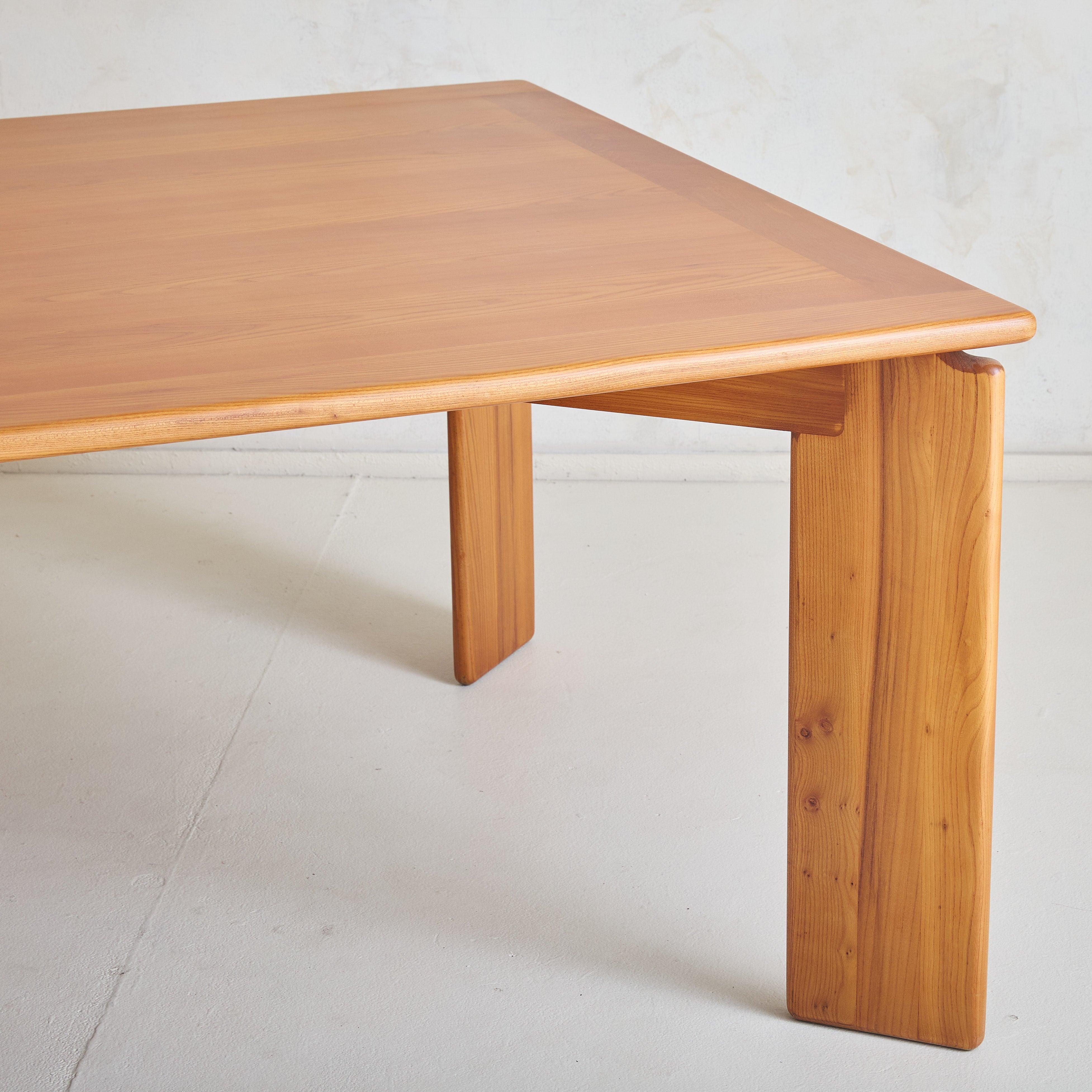 Fin du 20e siècle Table à manger italienne en orme par Romanutti, 1970 en vente