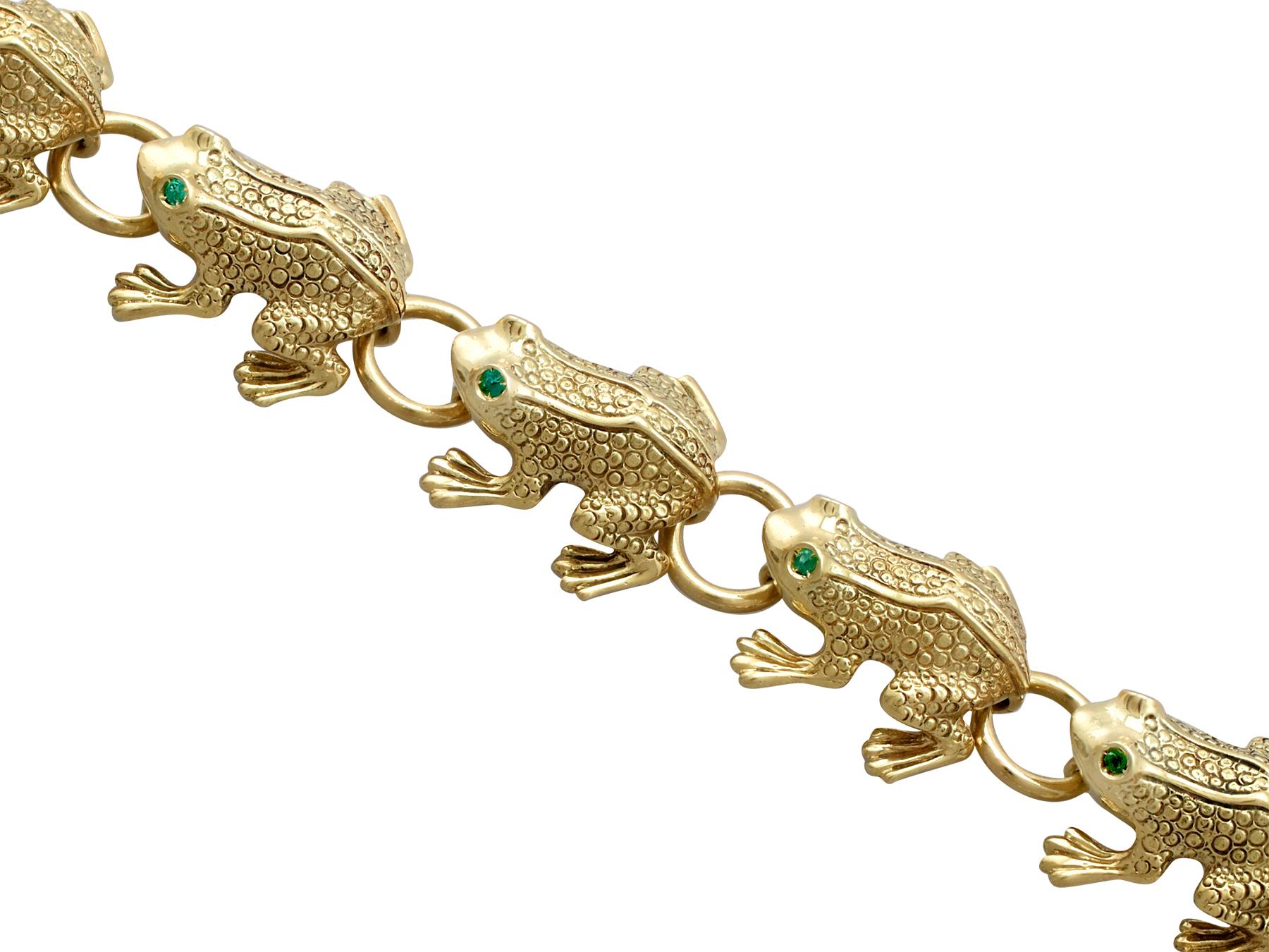 1980s Vintage Italian Emerald and Yellow Gold Frog Jewelry Set In Excellent Condition In Jesmond, Newcastle Upon Tyne