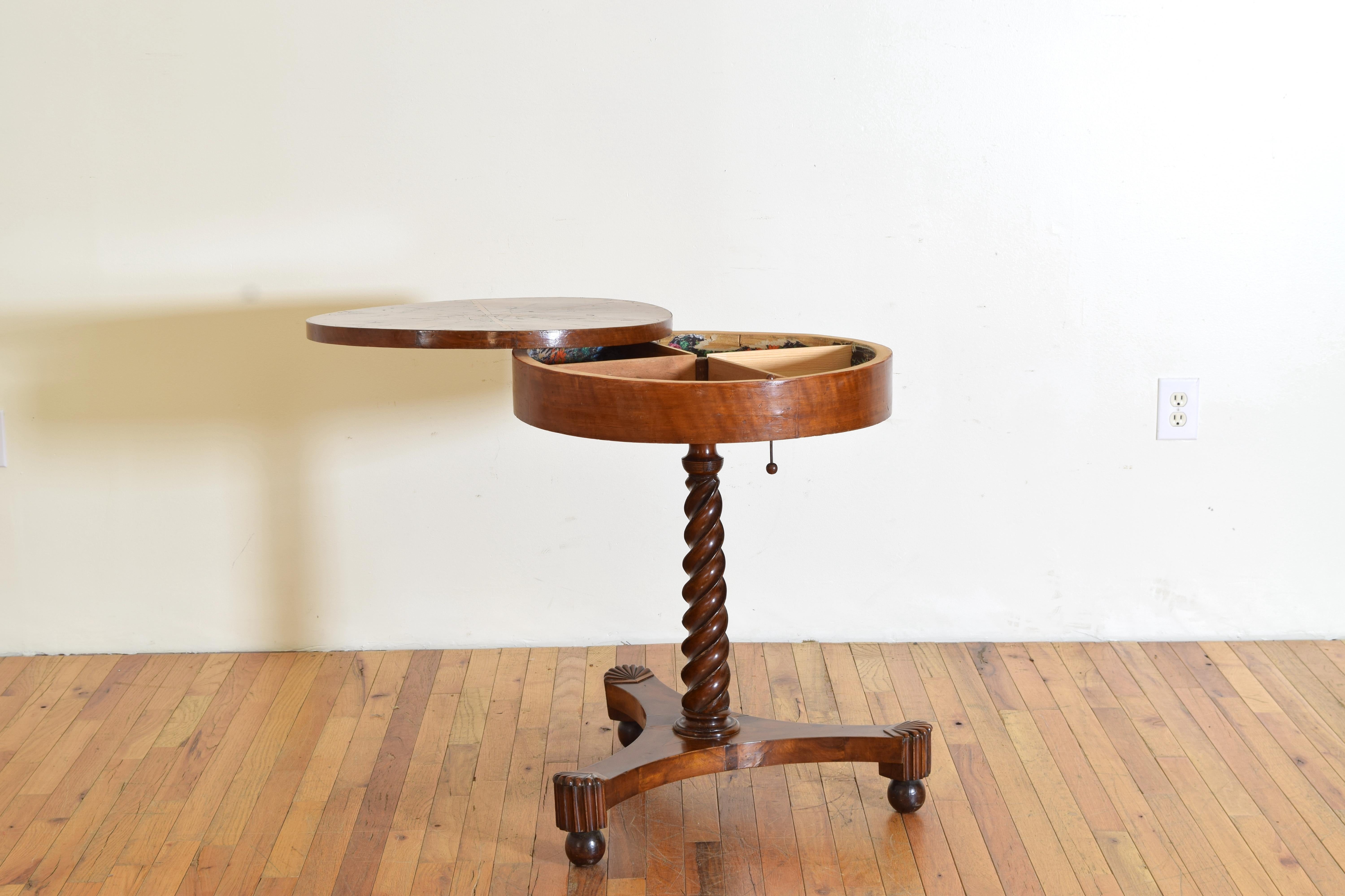 Italian, Emiliana, Neoclassic Turned Walnut & Inlaid Center Table. , ca. 1820-39 In Good Condition For Sale In Atlanta, GA