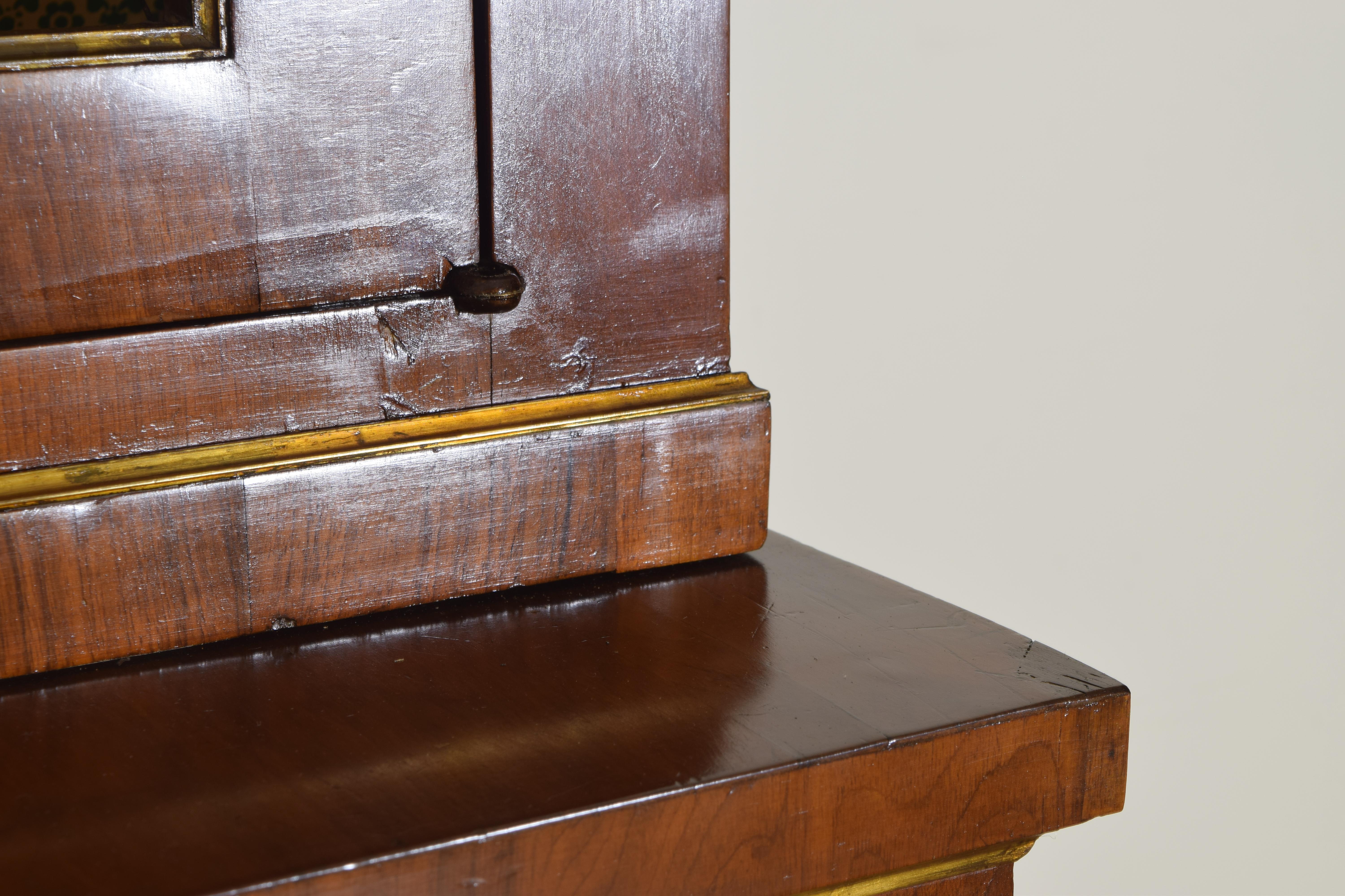 Italian, Emiliana, Walnut and Brass Bookcase Cabinet, 2nd Quarter 19th Century 3