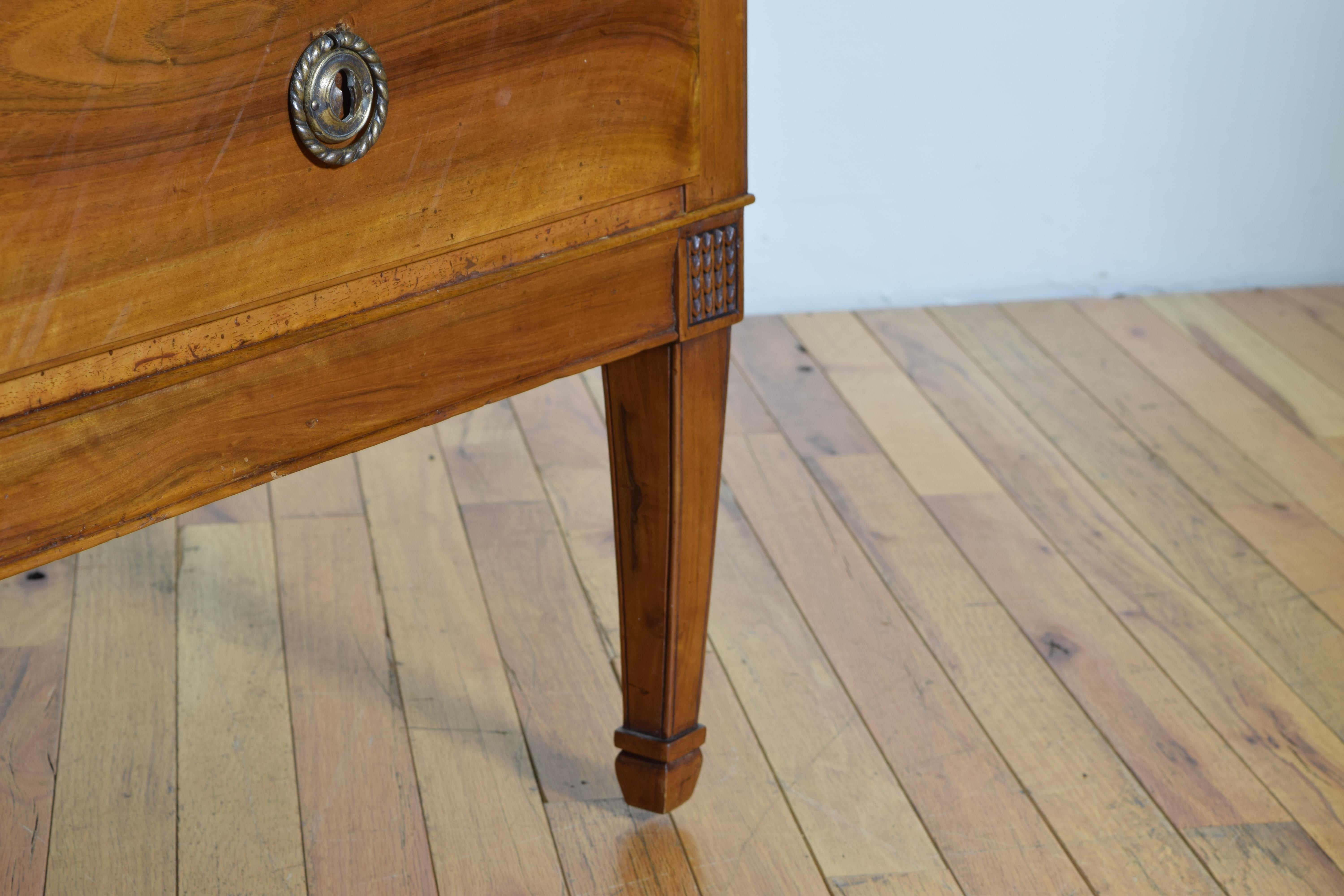 Italian Emiliana, Walnut Louis XVI Style 7-Drawer, 8 Leg Desk with Double Slides 8